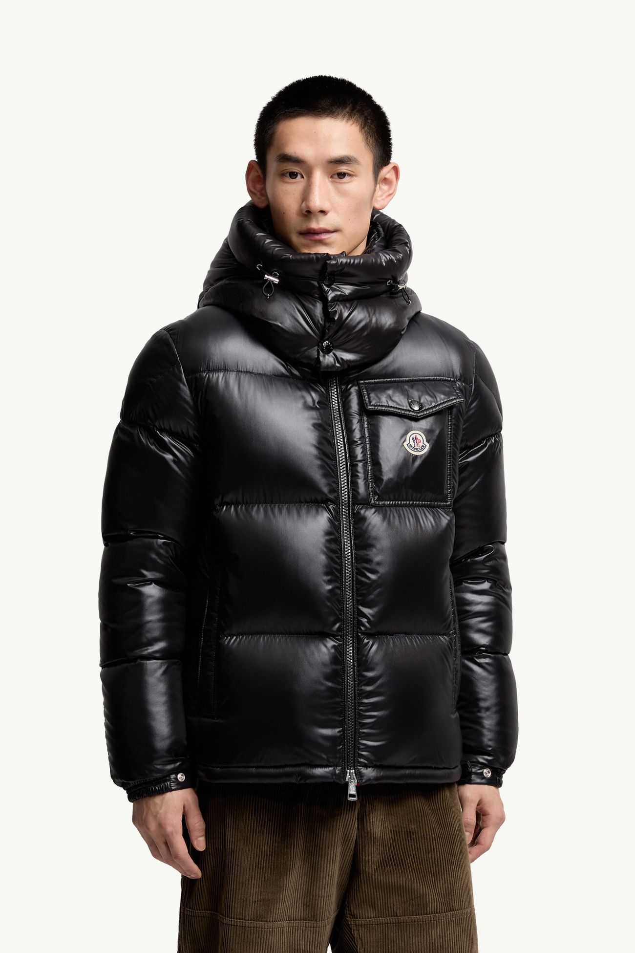 Montbeliard男士连帽短款羽绒夹克外套 男士 黑色 Moncler 3