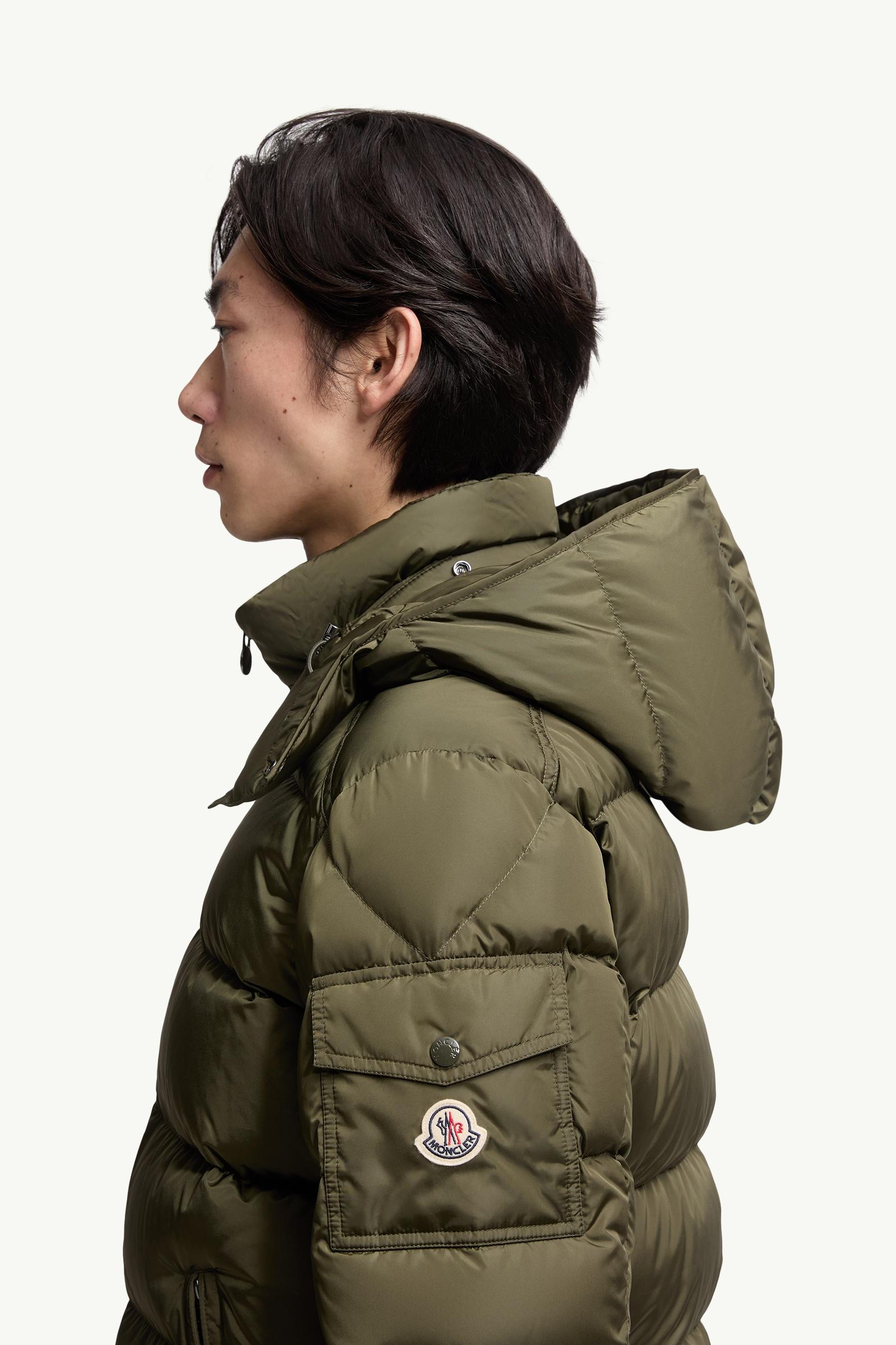 オリーブグリーン Moncler Mayaショートダウンジャケット : ショート