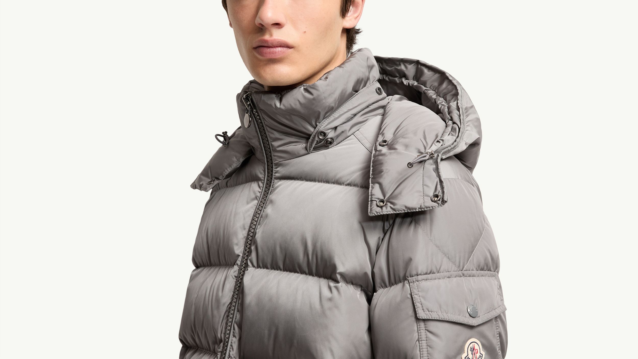 Slide 2 - product.feature.detaildetachablehood.title