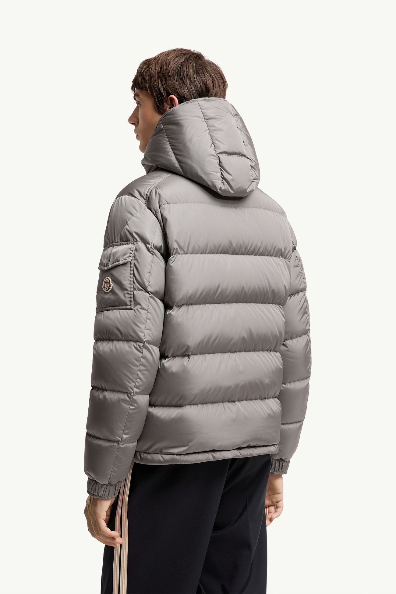グレー Moncler Mayaショートダウンジャケット : ショートダウン 
