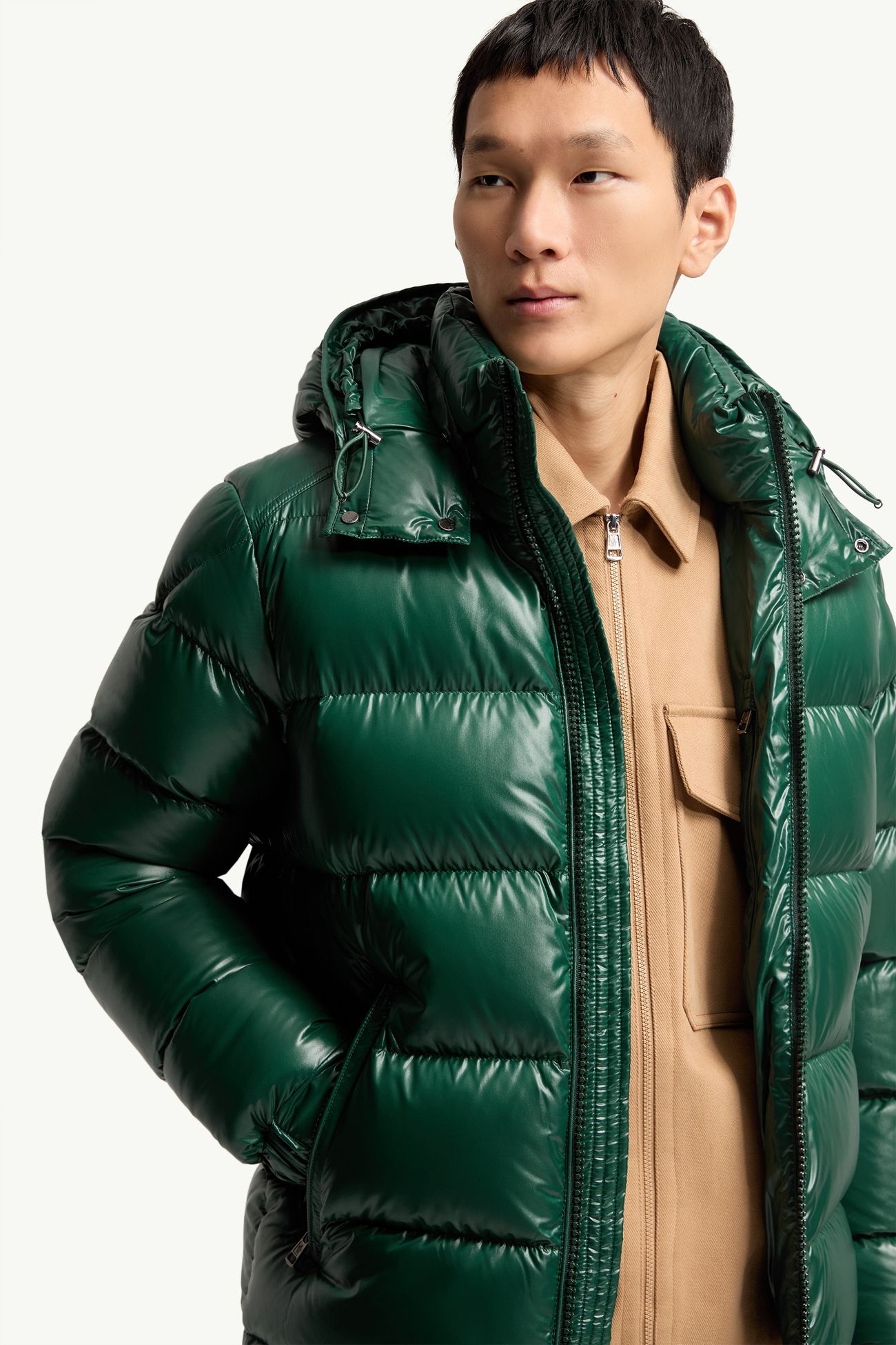 Moncler Maya 후드 쇼트 다운 재킷 남성 다크 그린 Moncler 5