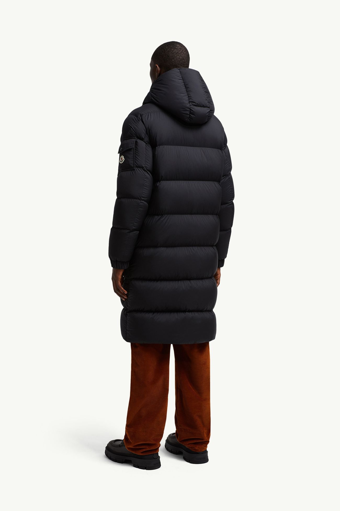 Hanoverian lange Daunenjacke mit Kapuze Herren Schwarz Moncler 4
