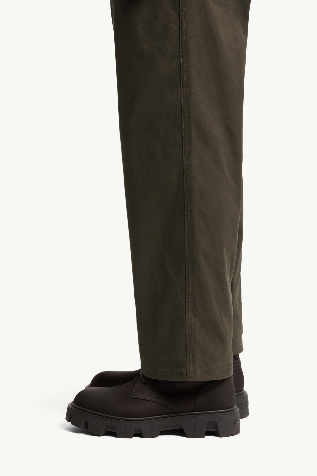Pantaloni in Gabardine Stretch Uomo Verde Oliva Moncler 1