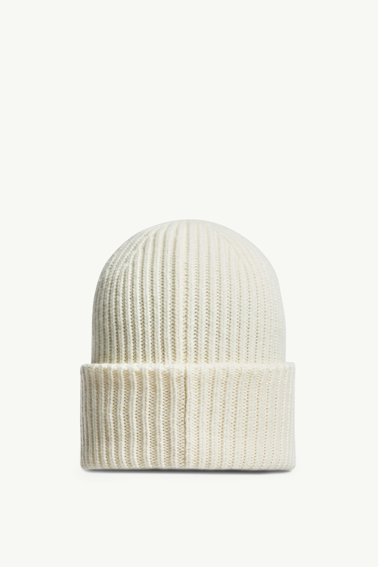 極美品！MONCLER モンクレール　 ホワイトベージュ　ニットキャップ ホワイト ニットキャップ : ハット＆ベレー 向けの メンズ | モンクレール