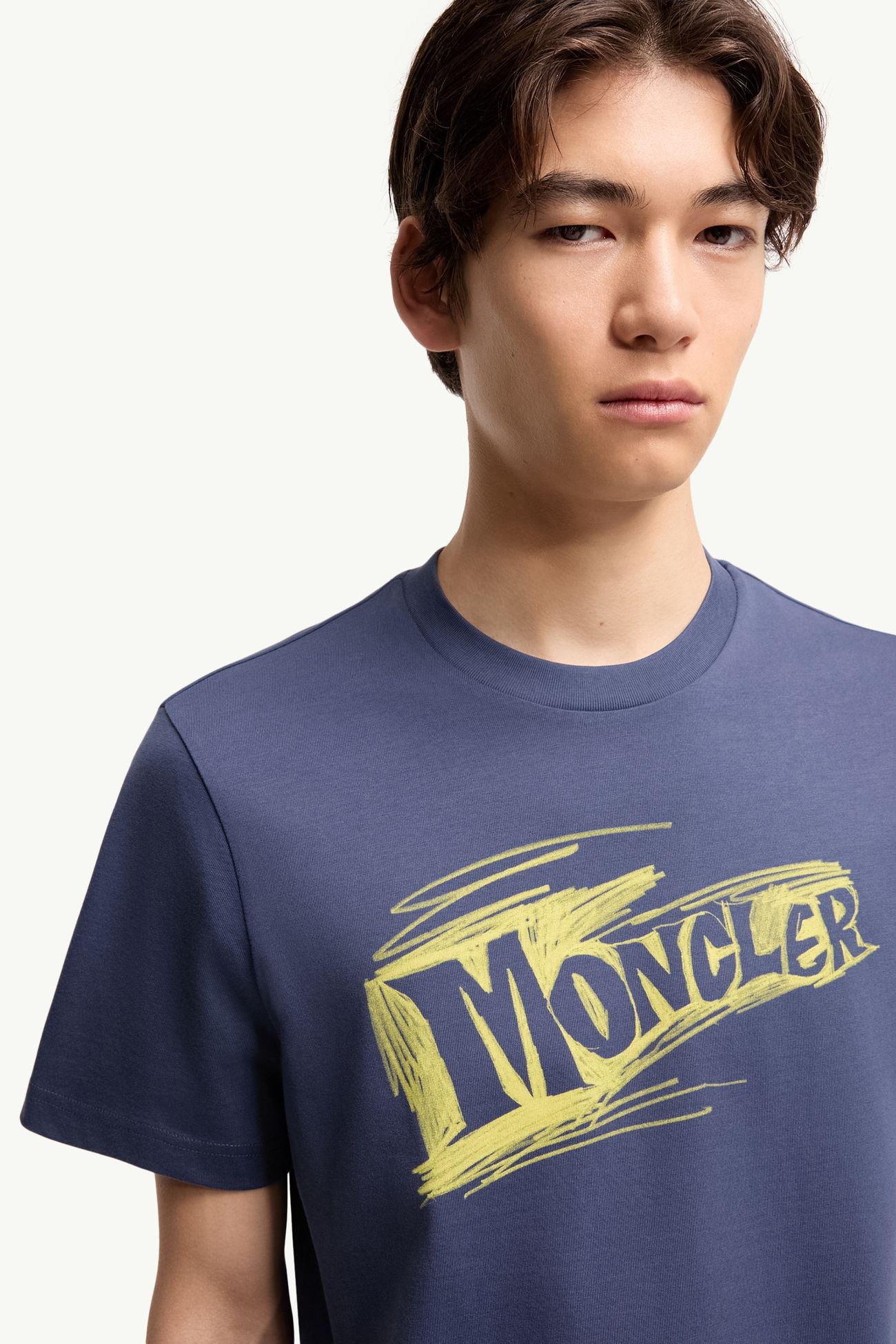 T-shirt in cotone con logo effetto schizzo Uomo Blu Cobalto Moncler 5