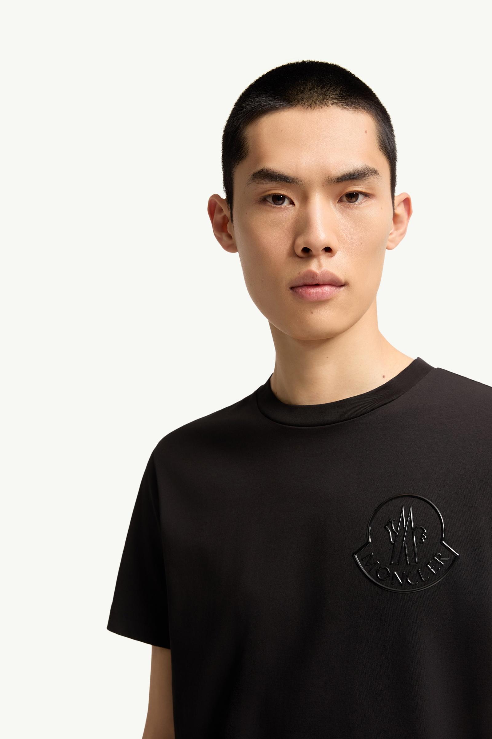 Black Three-Dimensional Logo Cotton T-Shirt - Polos & T-shirts for