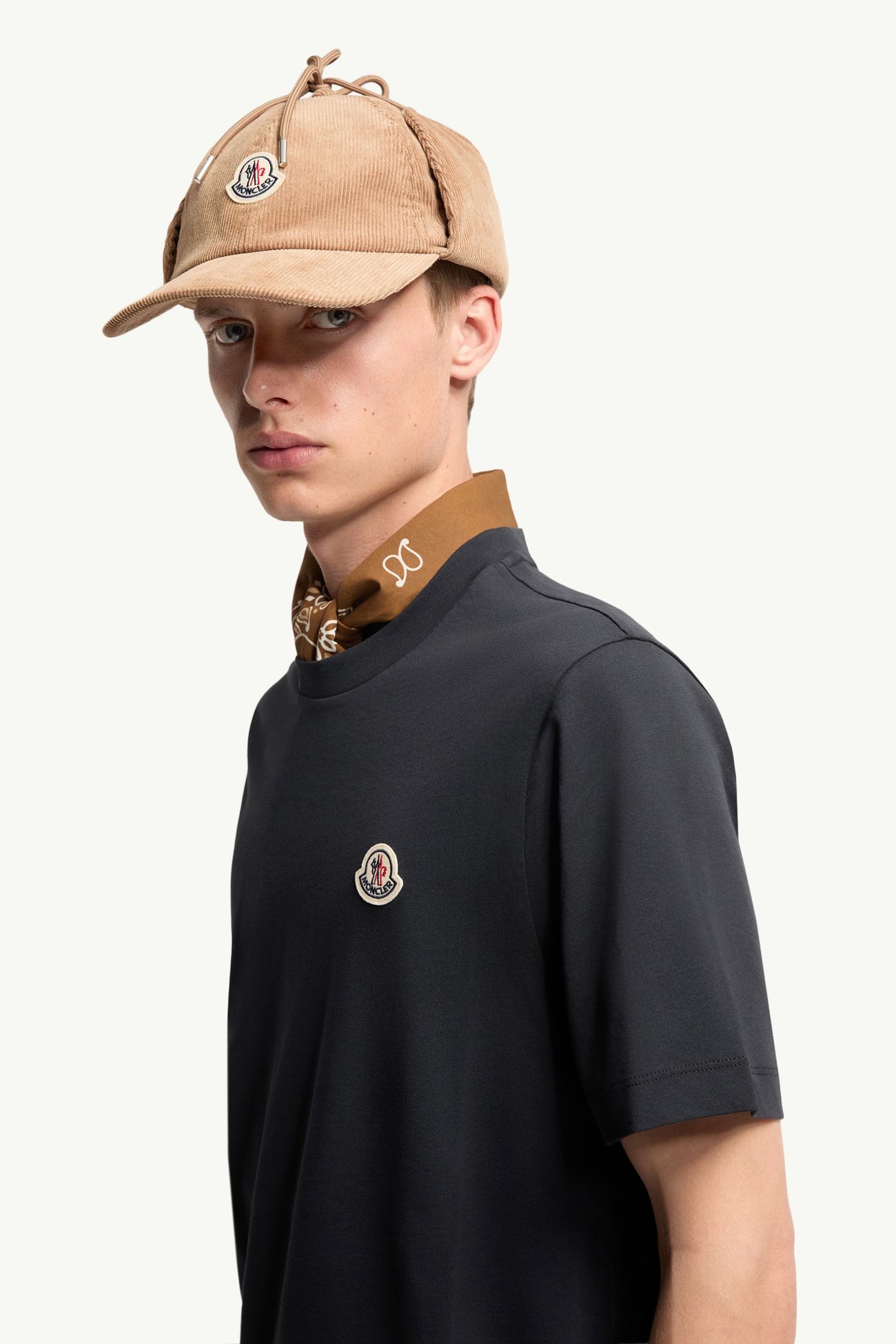 T-shirt in cotone con patch logato (Set da tre) Uomo Blu & Nero & Grigio Moncler 1