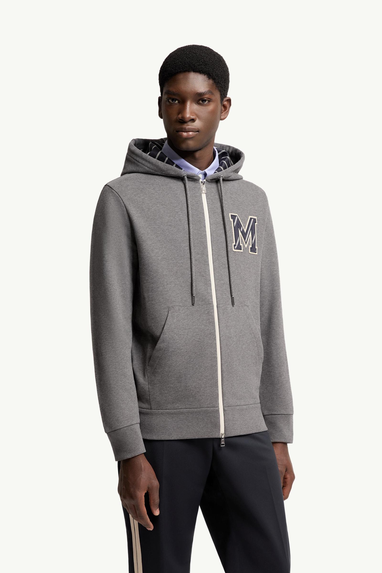 現行新品タグ付き　MONCLER グレー　スウェット　パーカー　10A ダークグレー パーカー : Sweatshirts 向けの Men | モンクレール
