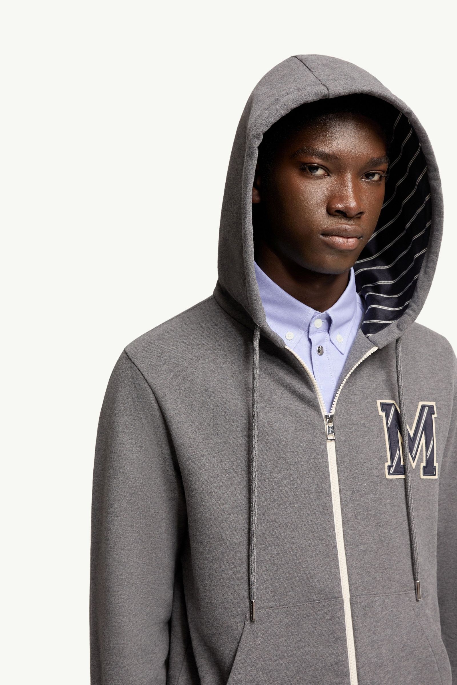 ダークグレー パーカー : Sweatshirts 向けの Men | モンクレール