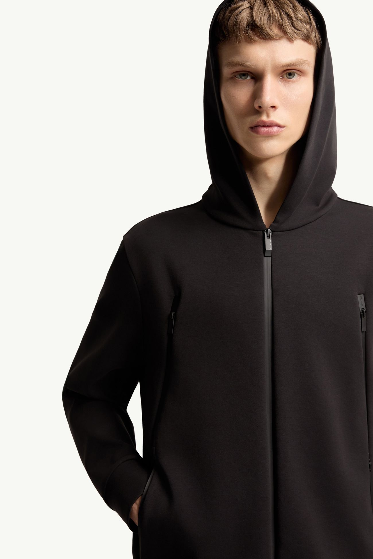 Felpa con cappuccio in misto cotone Uomo Nero Moncler 5