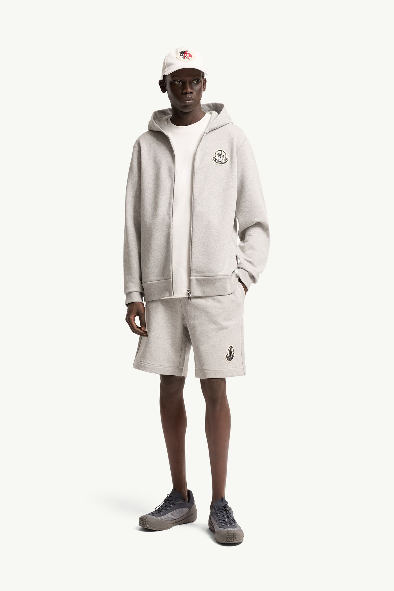 Baumwoll-Hoodie mit Reißverschluss und Sketched-Logo Herren Grau Moncler 0