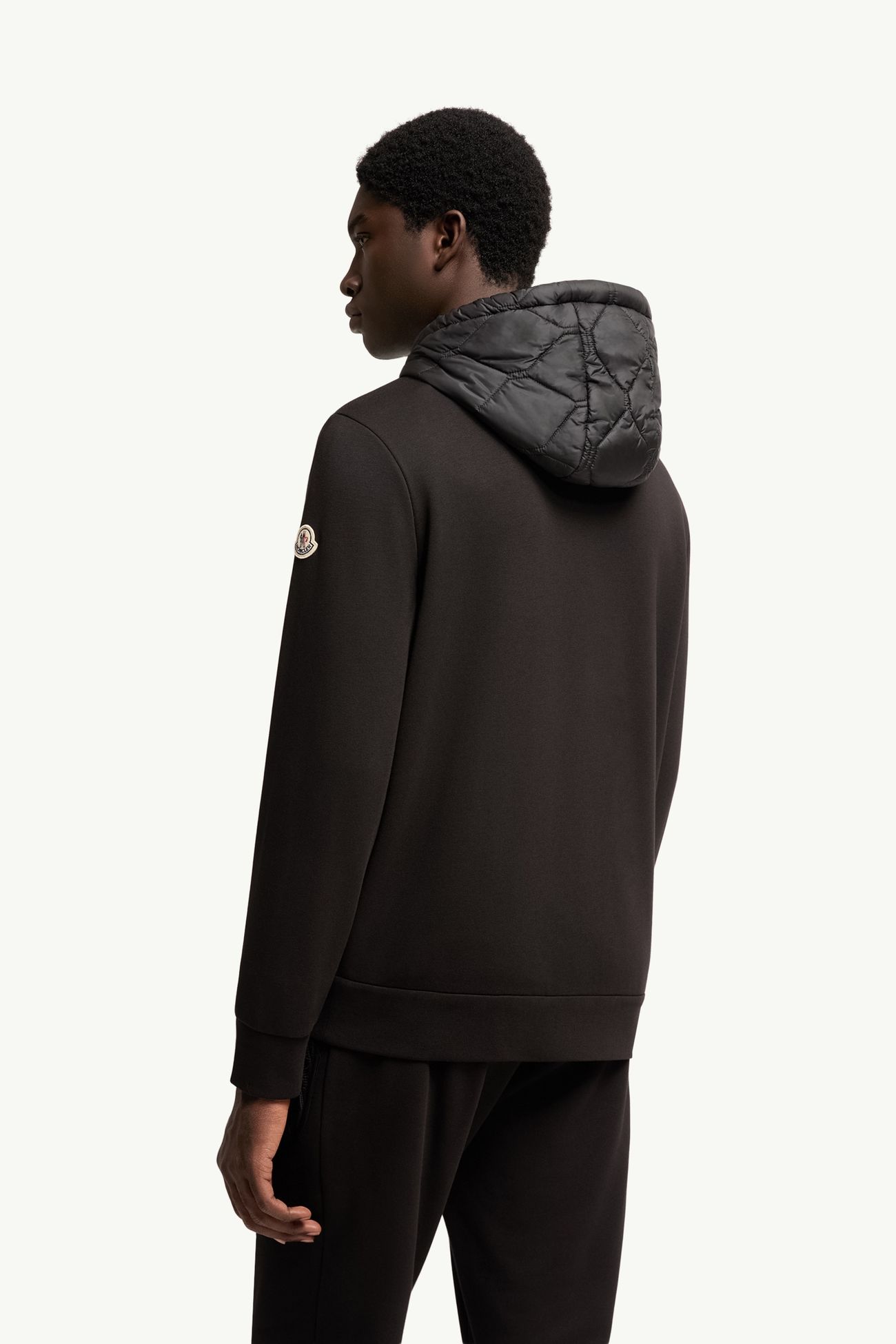 다이아몬드 퀼팅 코튼 혼방 집업 후디 남성 블랙 Moncler 4