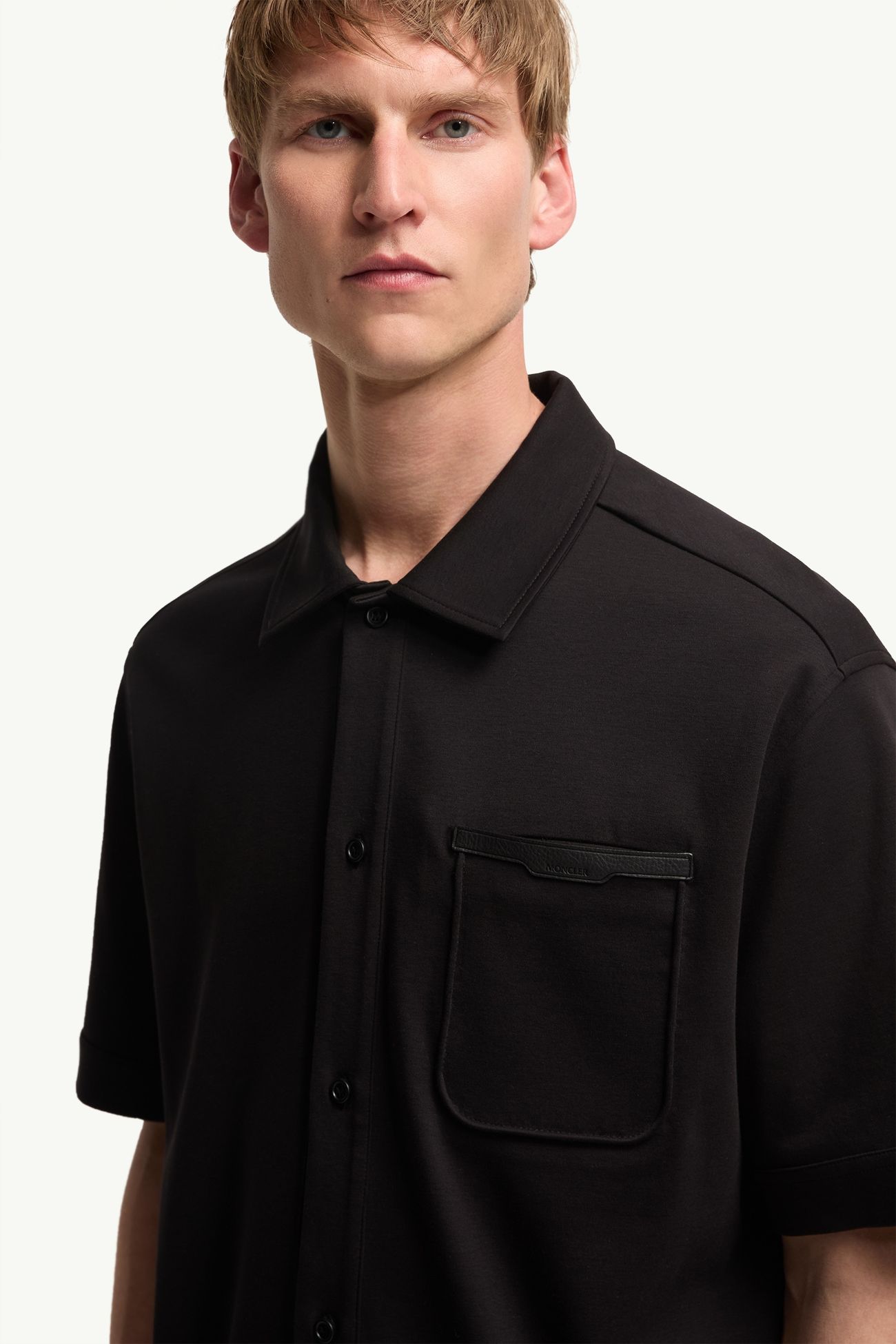 Chemise à manches courtes en coton à logo en cuir Hommes Noir Moncler 5