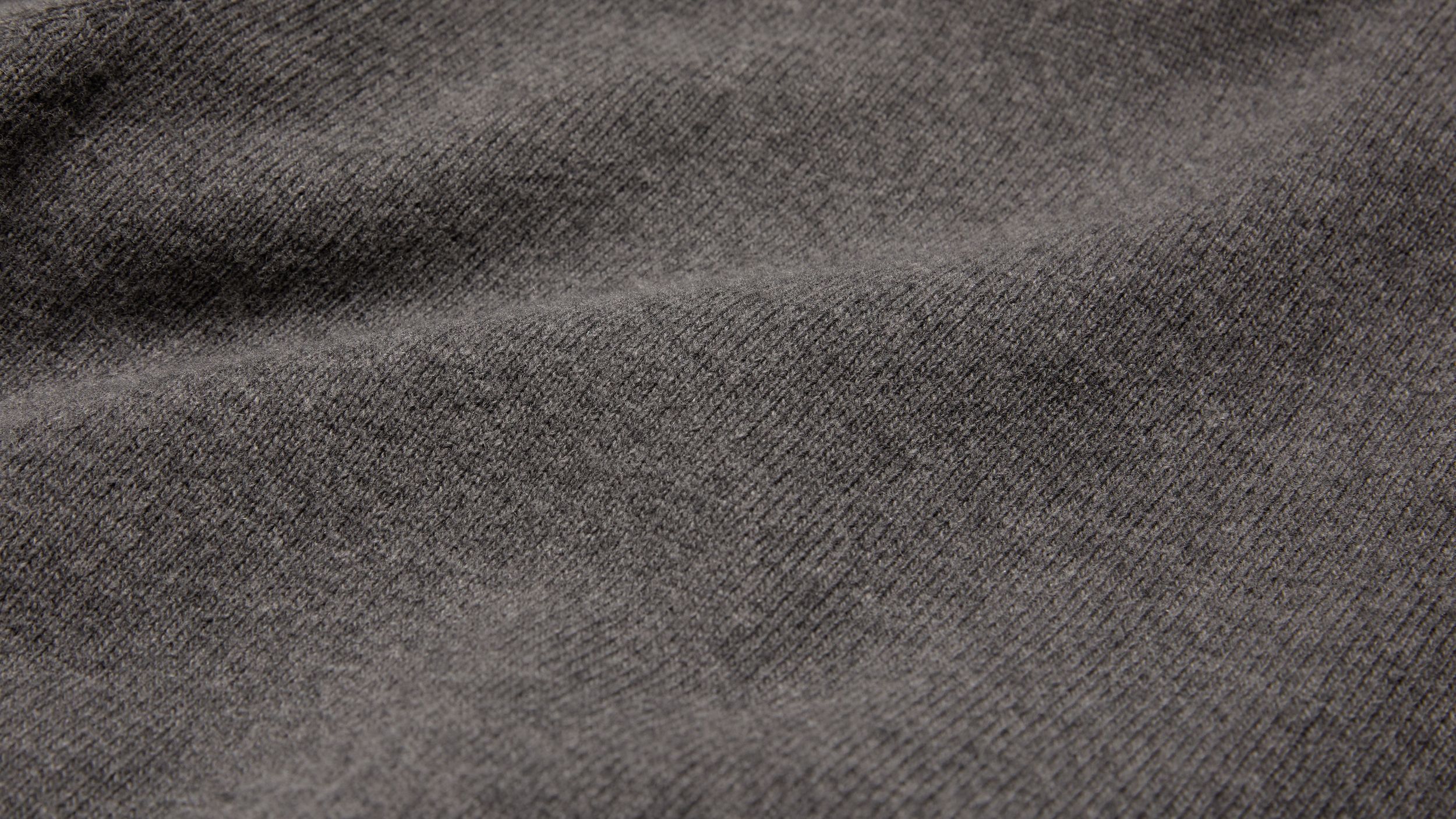 Slide 2 - product.feature.texturecashmereblend.title