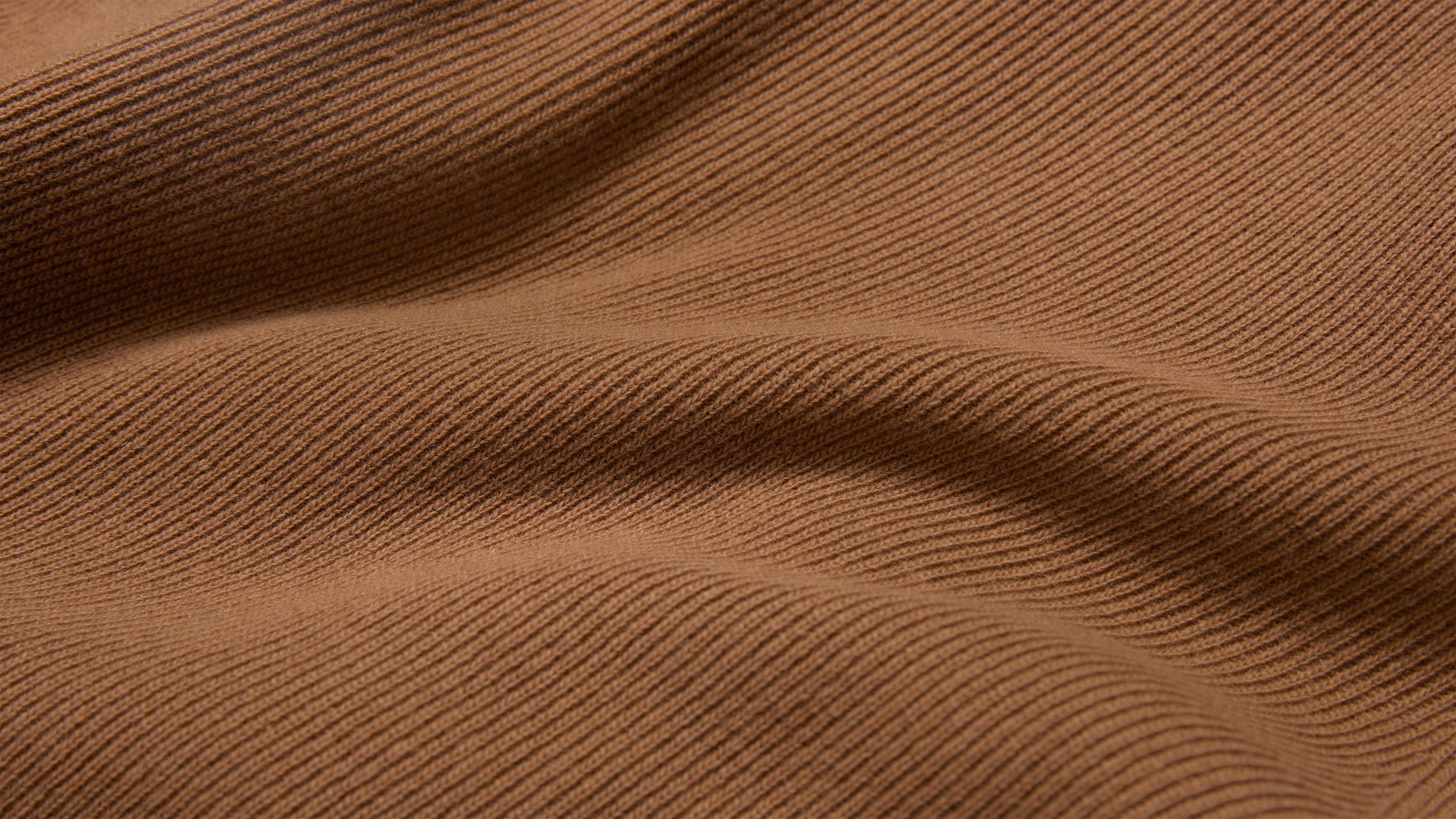 Slide 1 - product.feature.texturecashmereblend.title