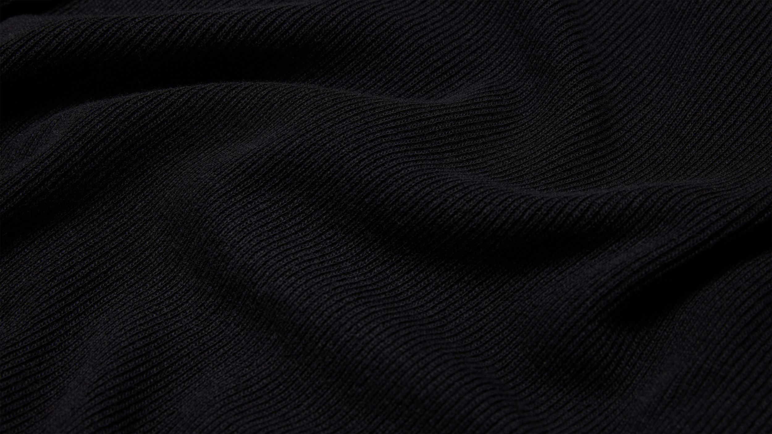 Slide 1 - product.feature.texturecashmereblend.title