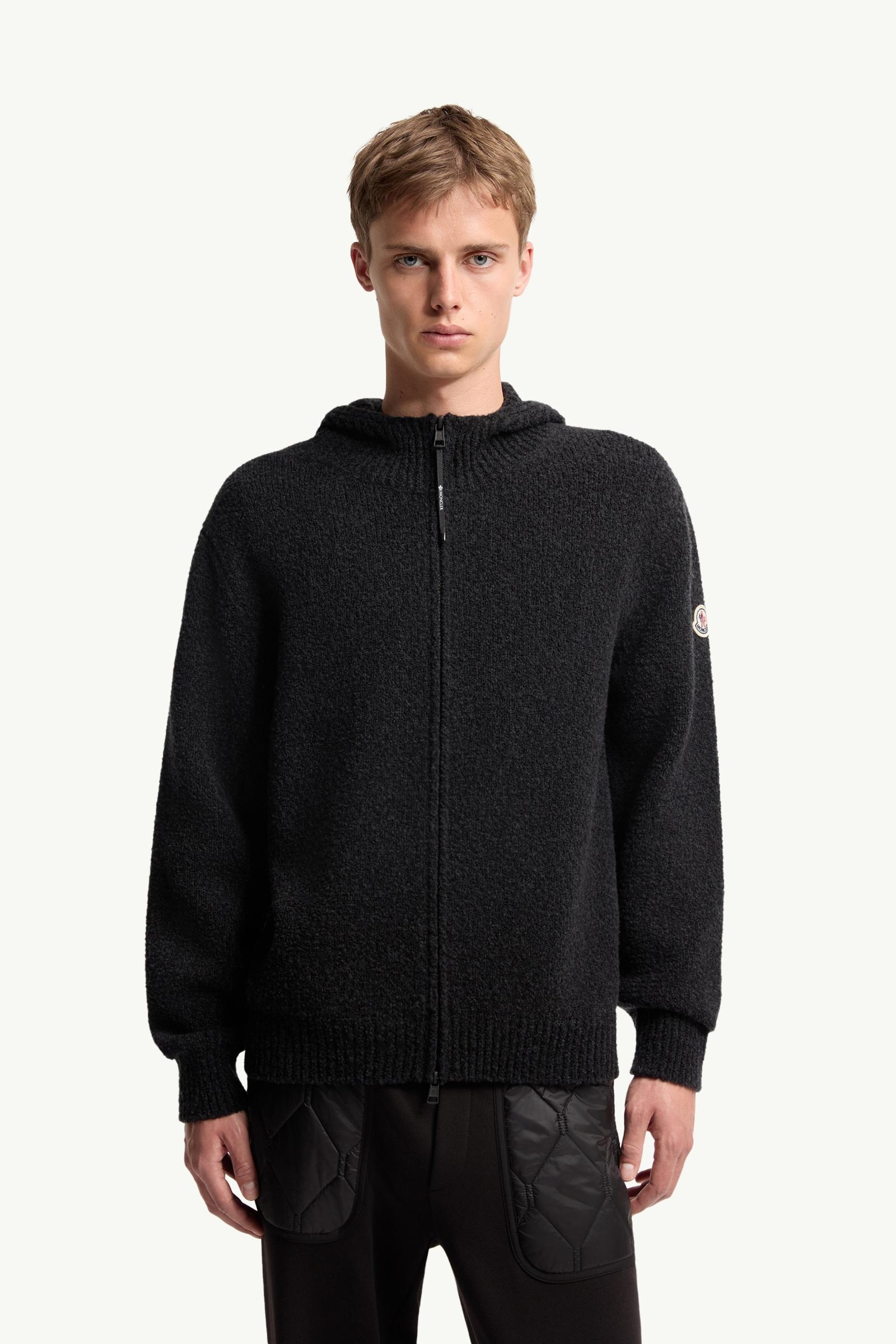 MONCLER ジップアップパーカー ブラック　L ブラック パーカー : セーター＆カーディガン 向けの メンズ