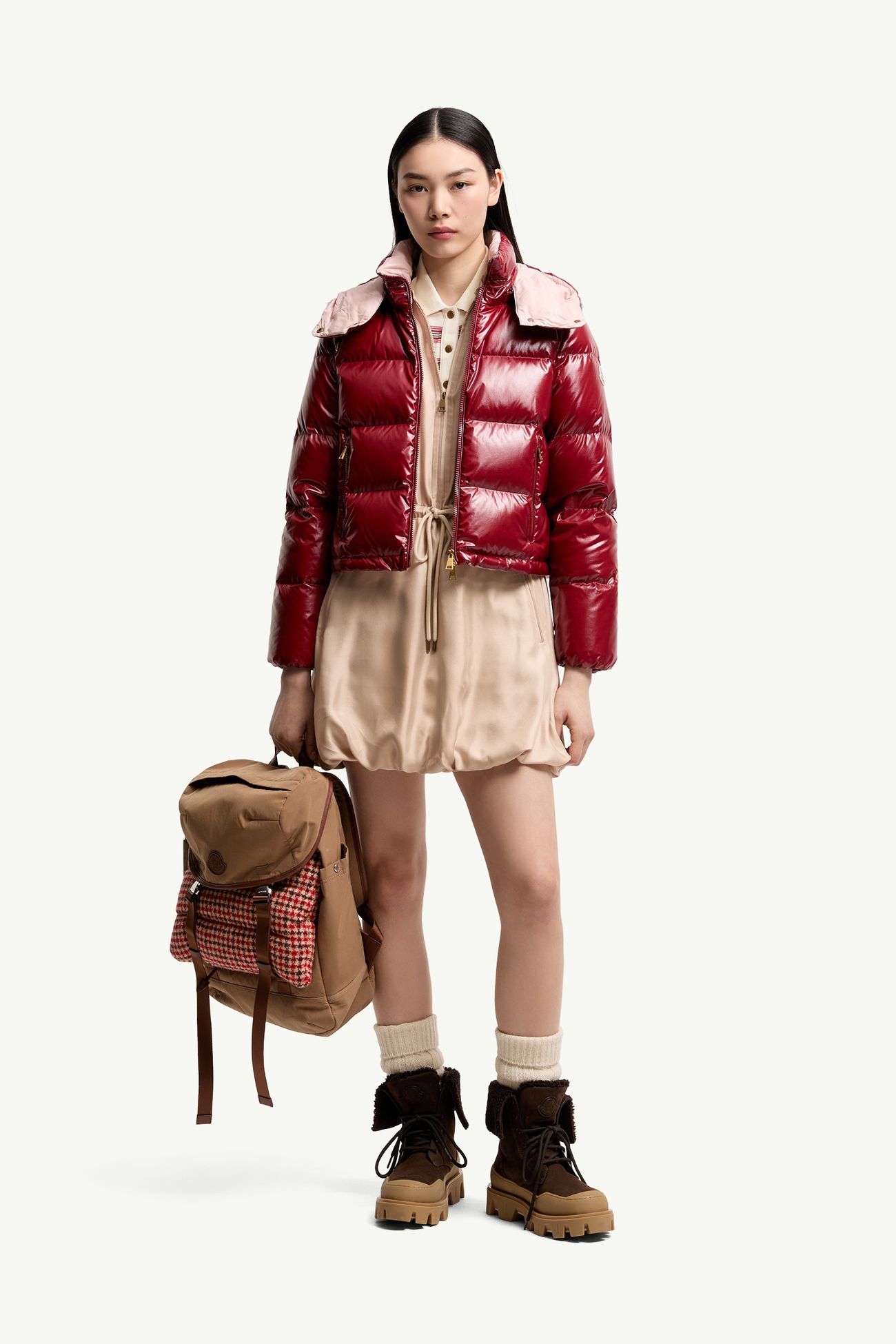 Niveole 쇼트 나일론 다운 재킷 여성 루비 레드 Moncler 0