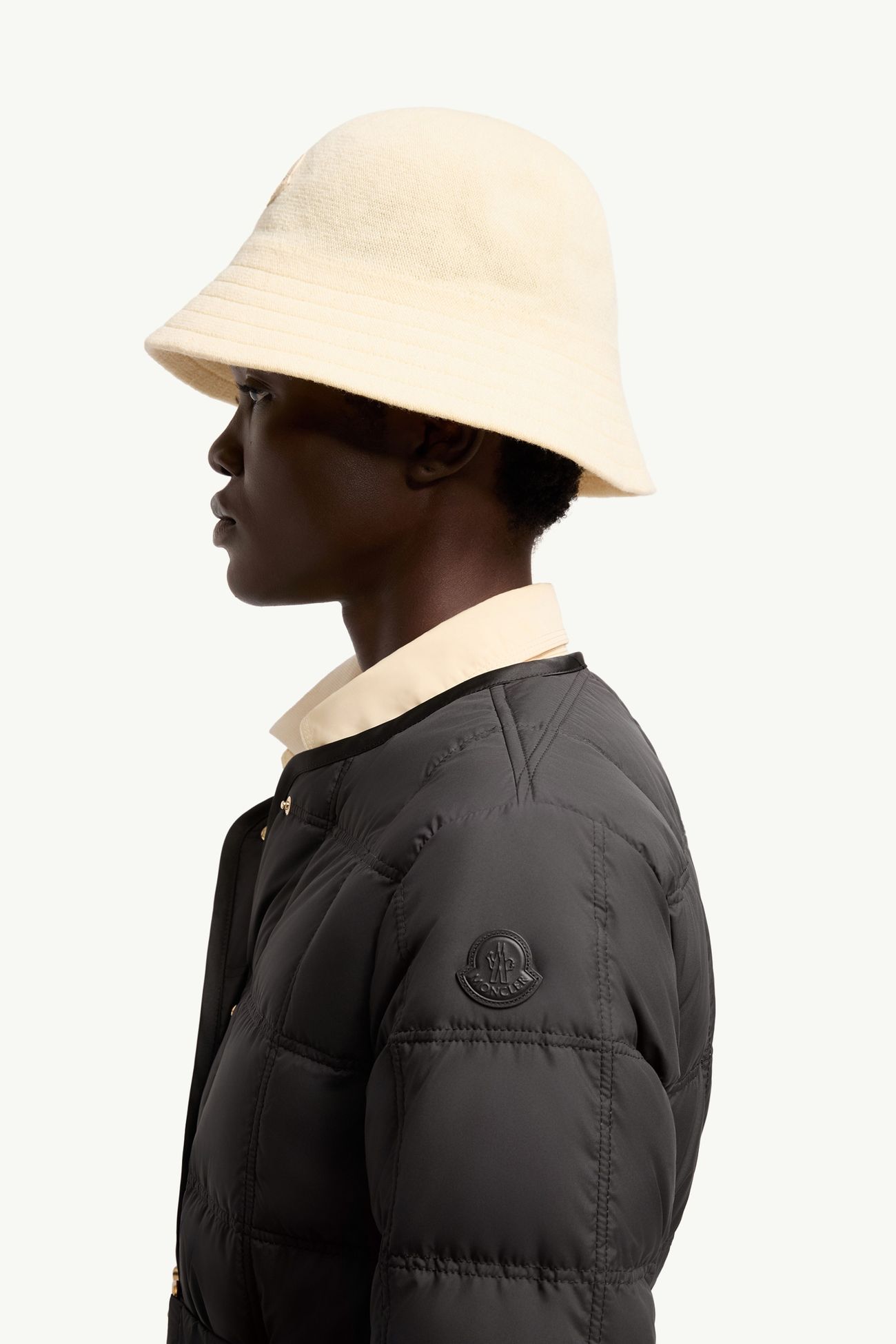 Cygnes ショートダウンジャケット レディース ブラック Moncler 1