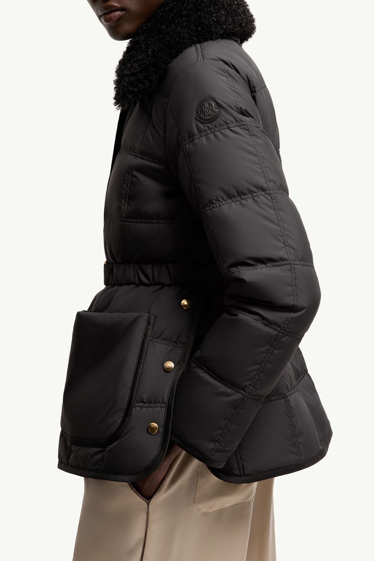 Doudoune courte à ceinture Cygnes Femmes Noir Moncler 5