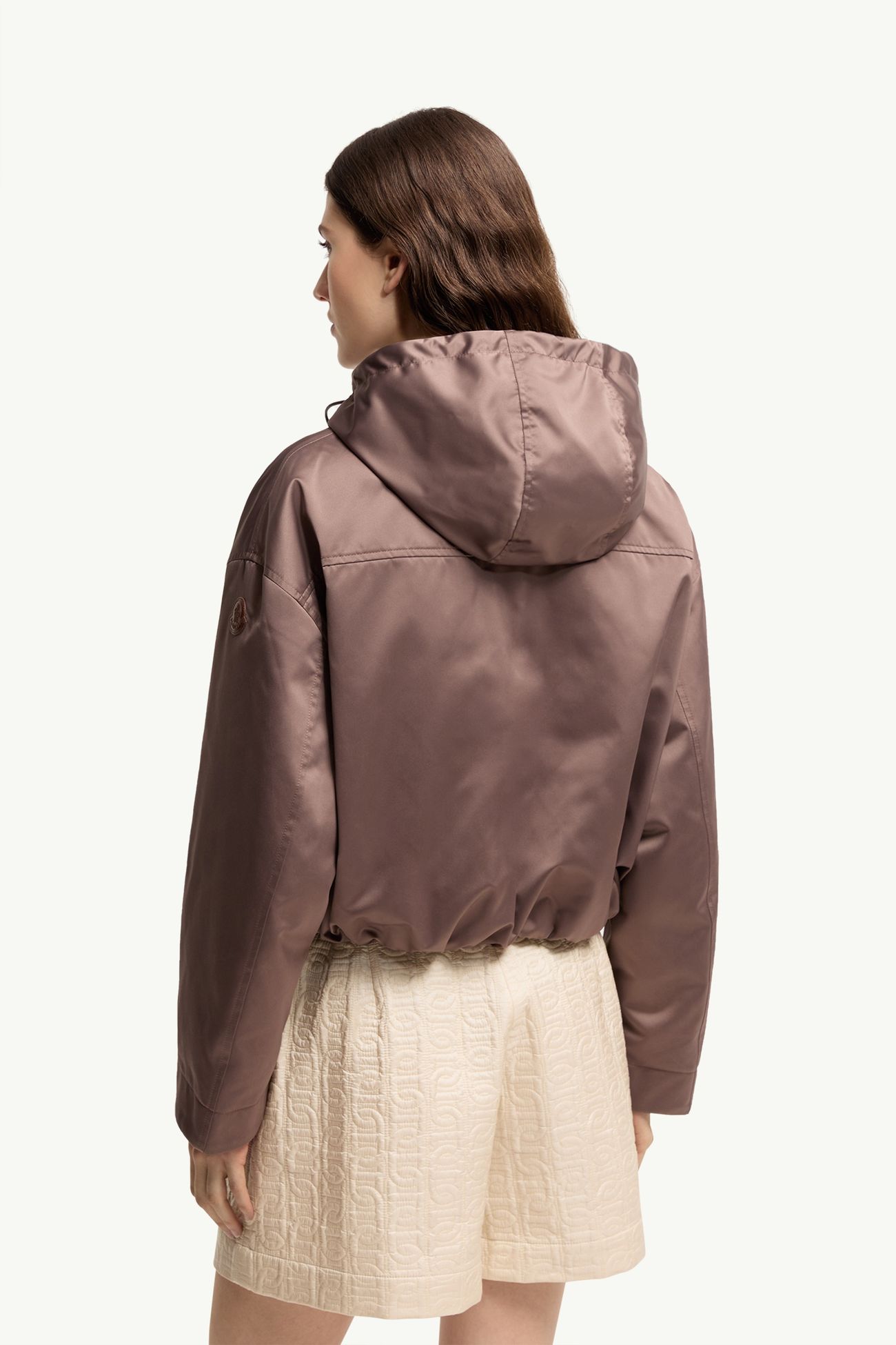 Chevreuil公爵緞布短身羽絨外套 女士 啡色 Moncler 4