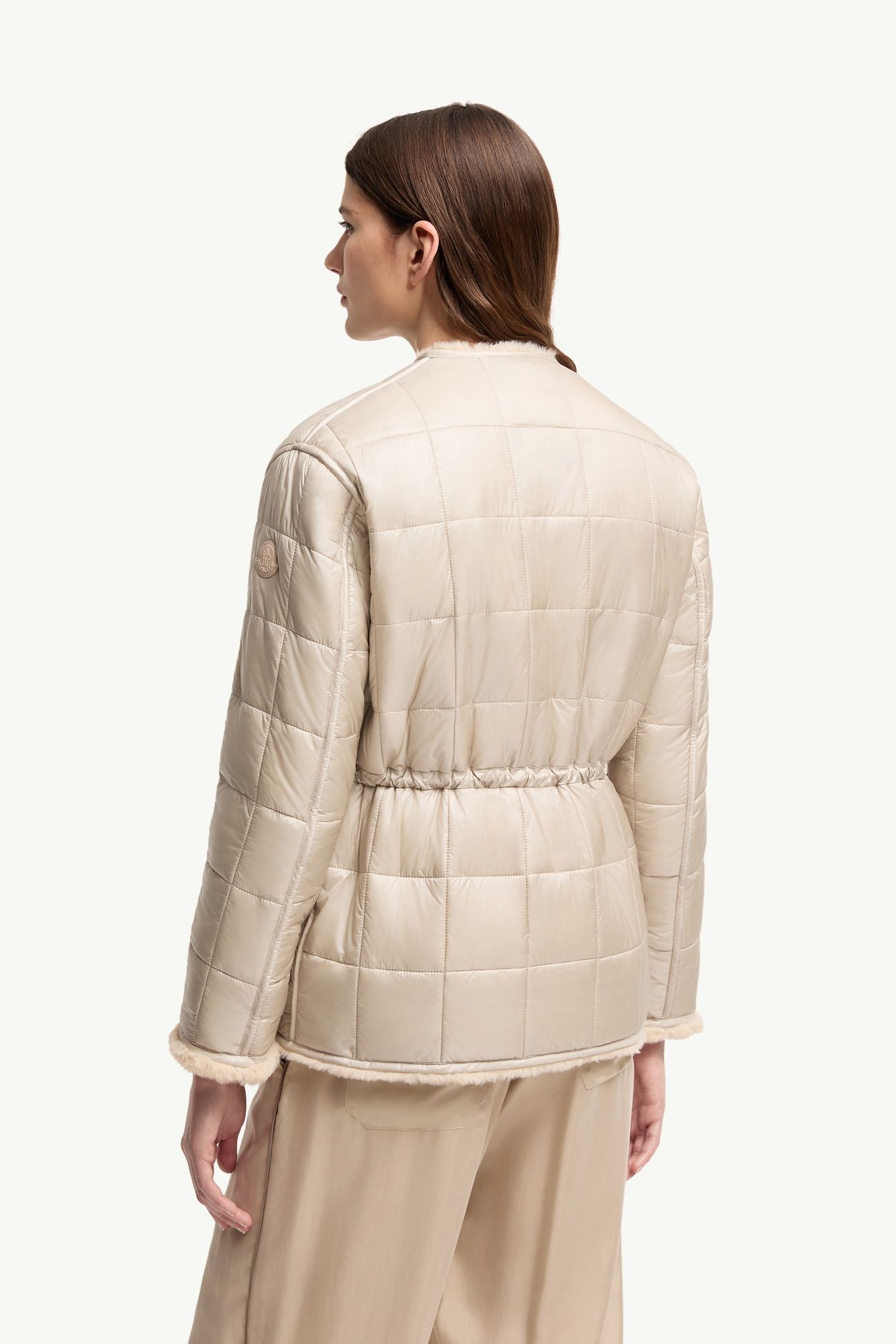 Tipule kurze wendbare Daunenjacke Damen Hellbeige Moncler 4