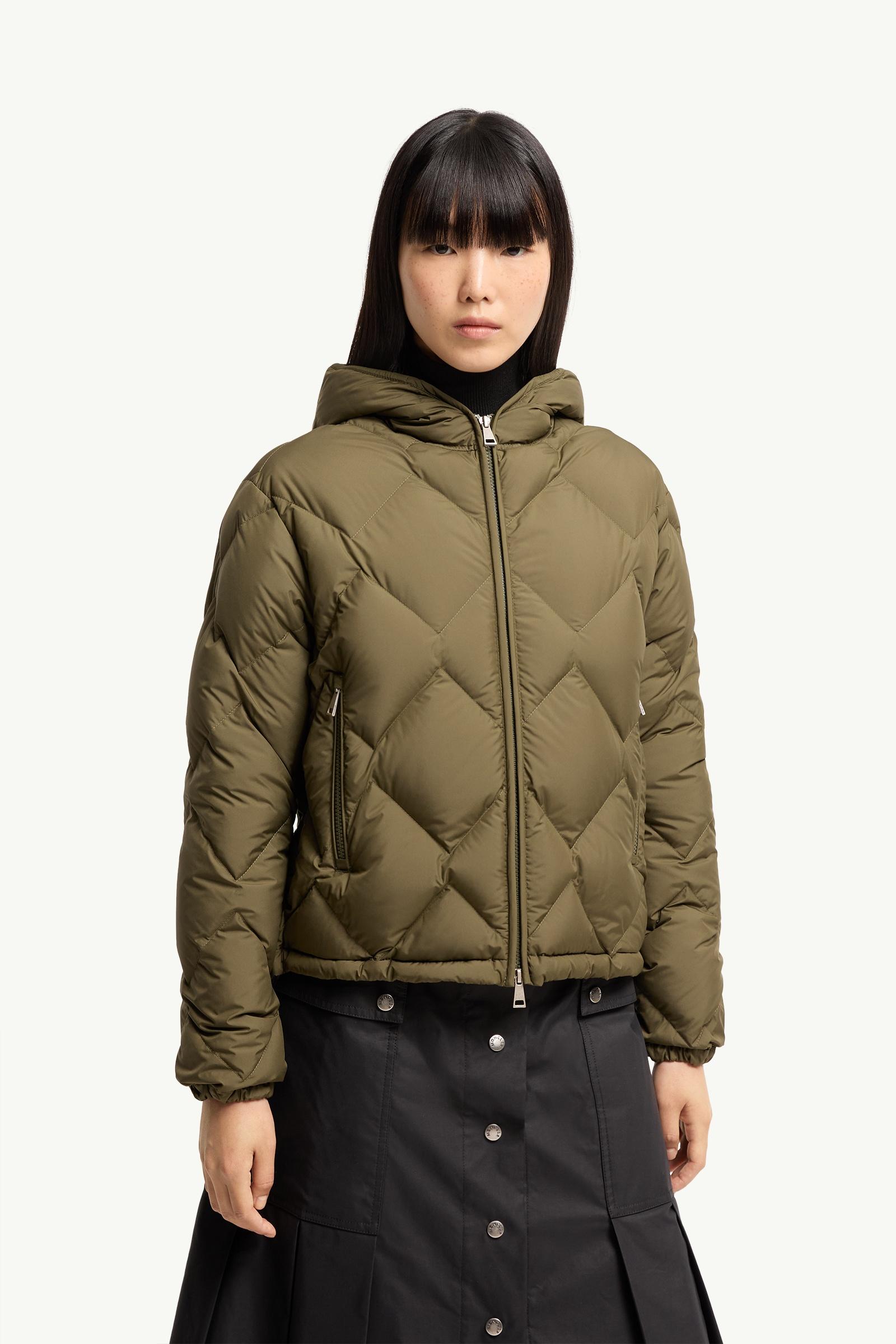 Olive Green Arvouinne Hooded Triangle-Quilted Short Down Jacket