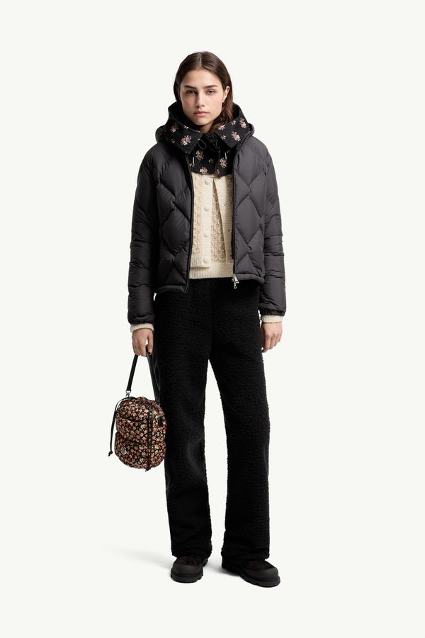 Arvouinne連帽三角形絎縫短身羽絨外套 女士 黑色 Moncler 0