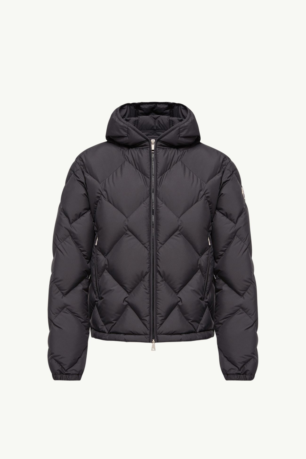 Doudoune courte à capuche et matelassage triangulaire Arvouinne Femmes Noir Moncler 2