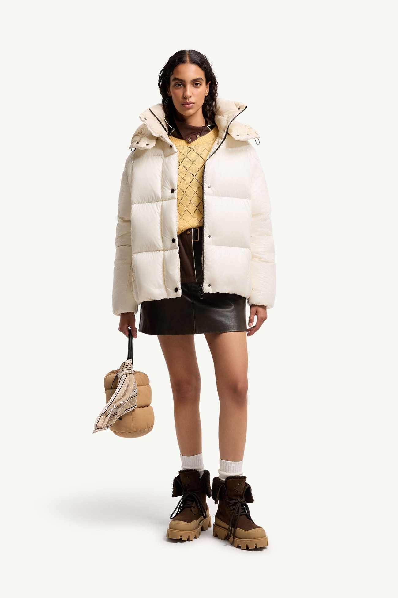 Parana Hooded Short Down Jacket Women White Moncler 0