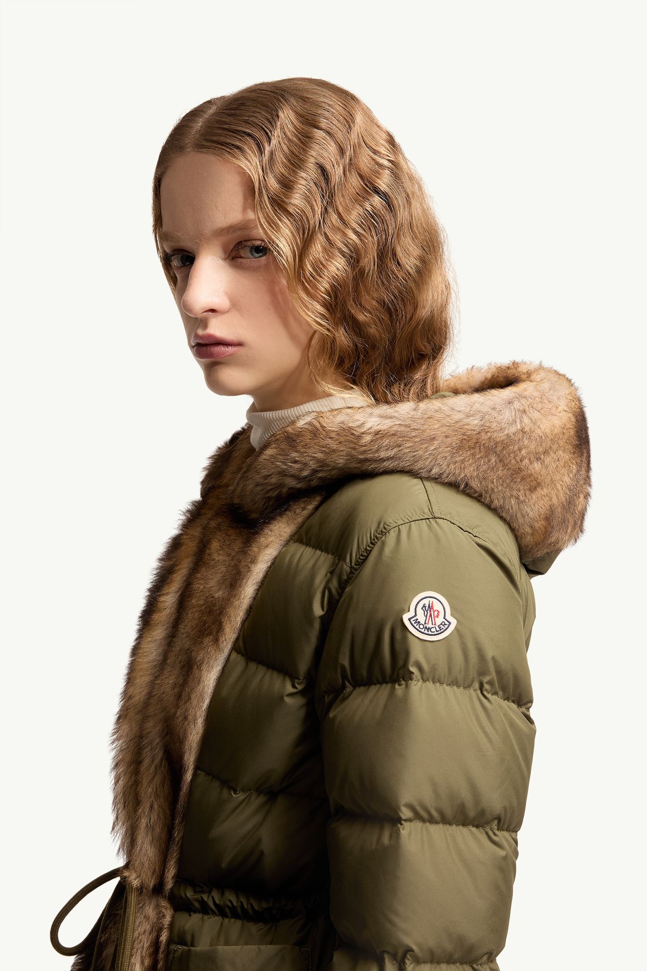 Parka imbottito 3 in 1 Effraie con cappuccio e finiture in shearling Donna Verde Oliva Moncler 1