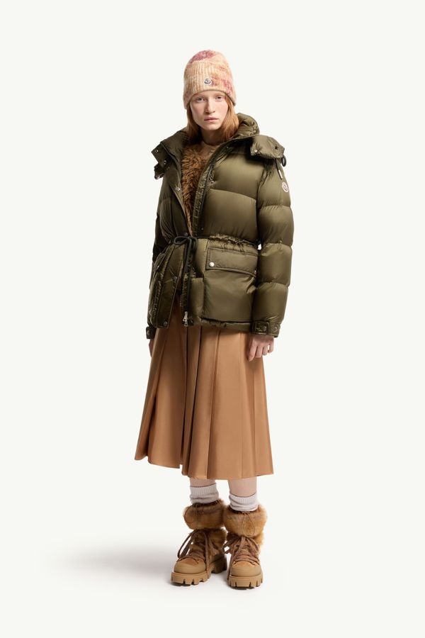 Doudoune mi-longue Ă capuche Sesie Femmes Vert Olive Moncler 0