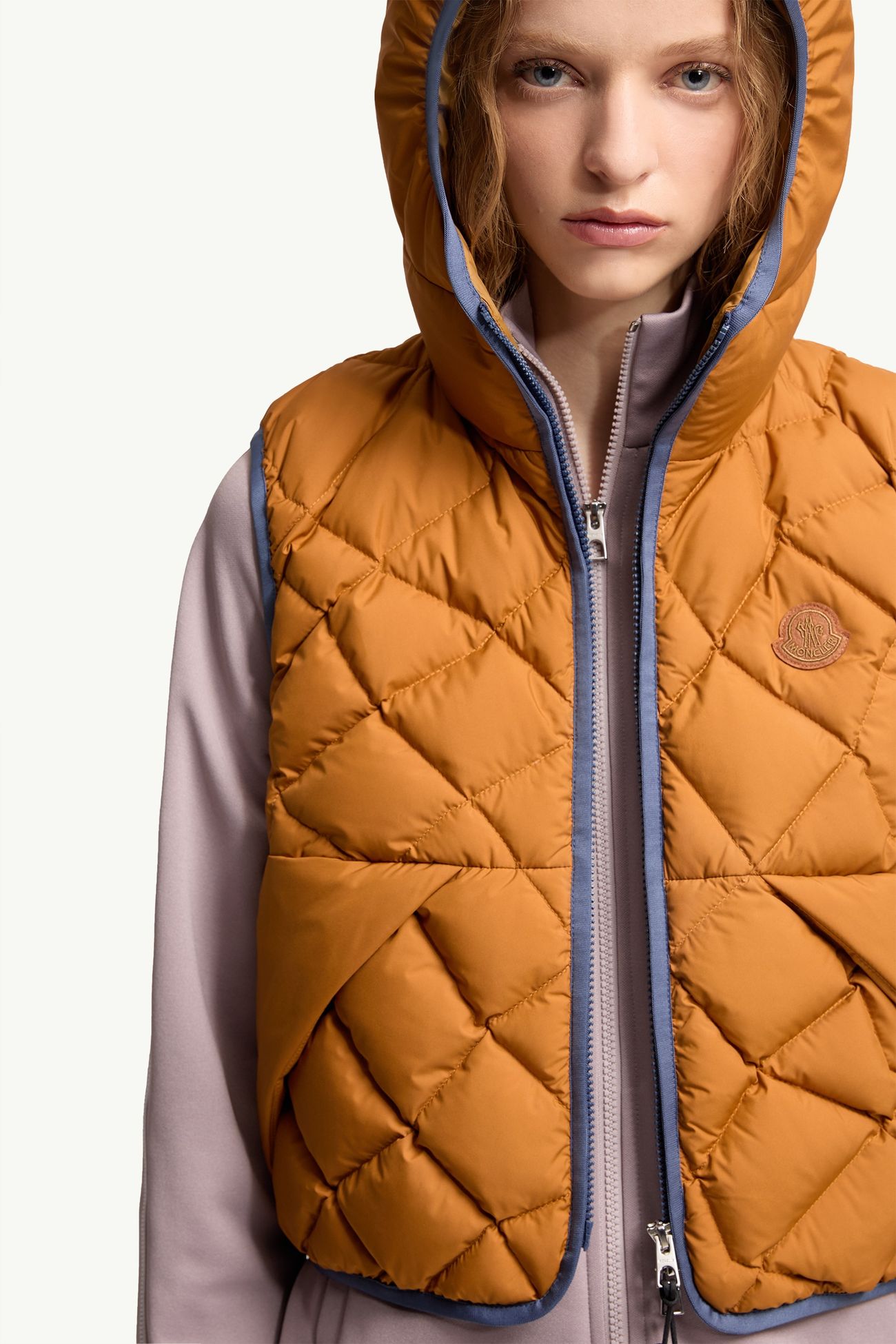 Armella女士连帽菱形绗缝羽绒马甲 女士 暗黄色 Moncler 6
