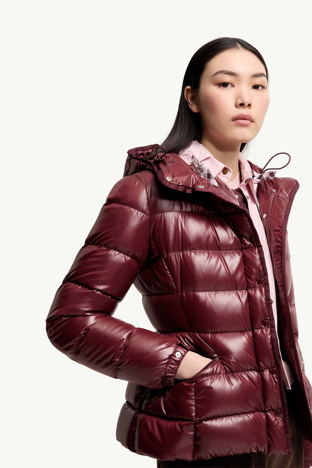 Barante kurze Daunenjacke mit Kapuze Damen Burgunderrot Moncler 6