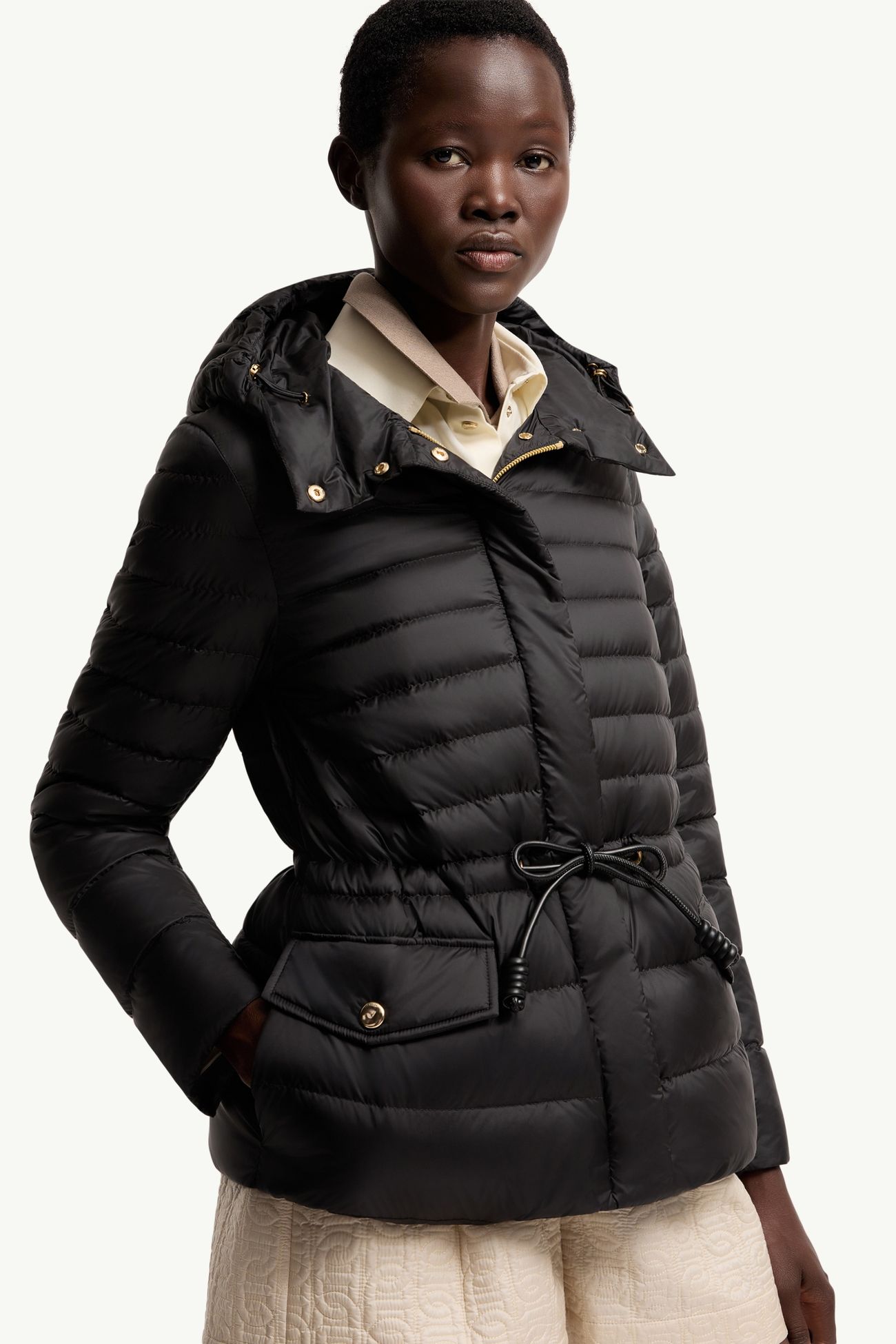 Doudoune courte à capuche Raies Femmes Noir Moncler 5
