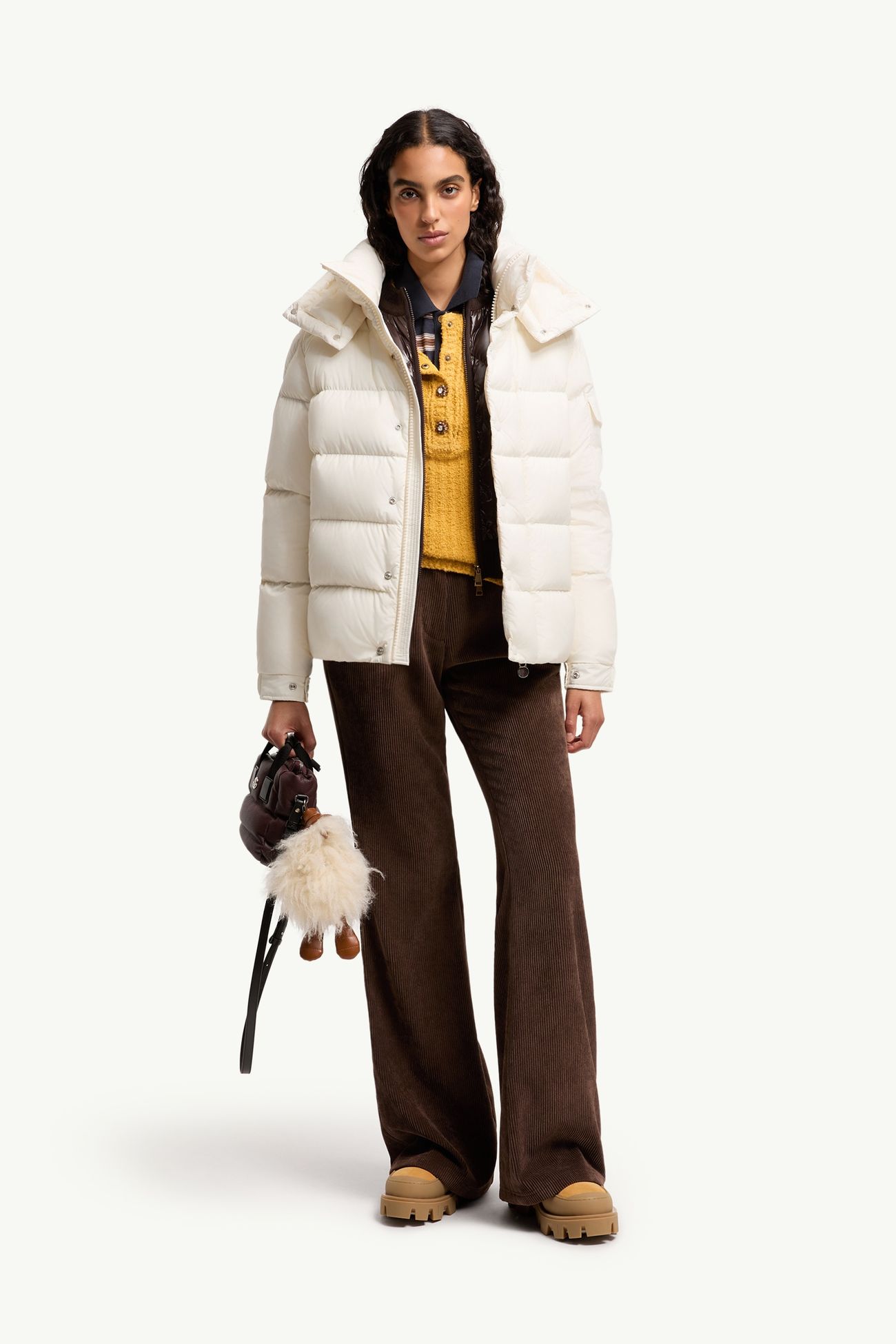 Moncler Maya 70女士连帽短款羽绒夹克外套 女士 白色 Moncler 0