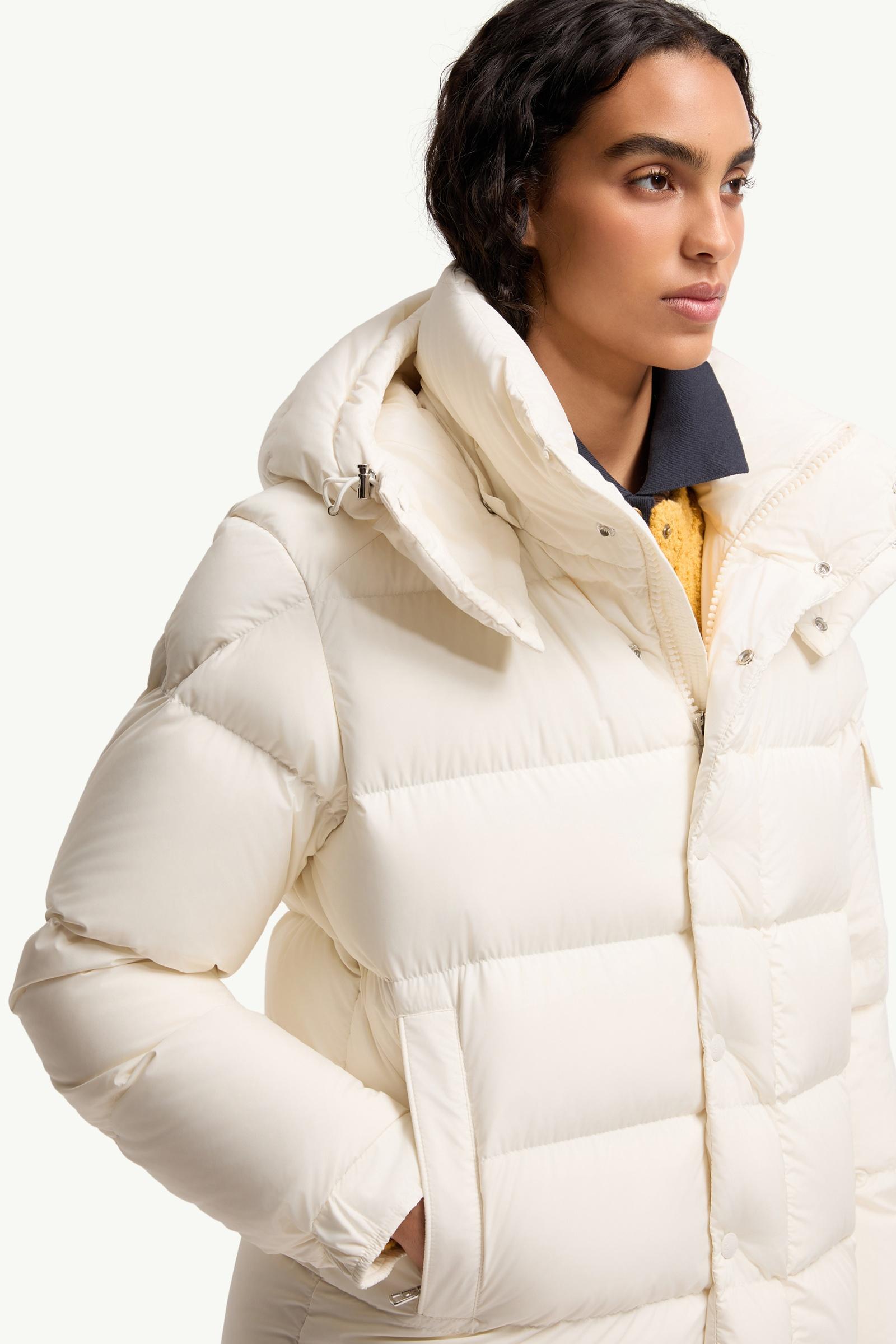 ホワイト Moncler Maya 70ショートダウンジャケット : ショートダウン