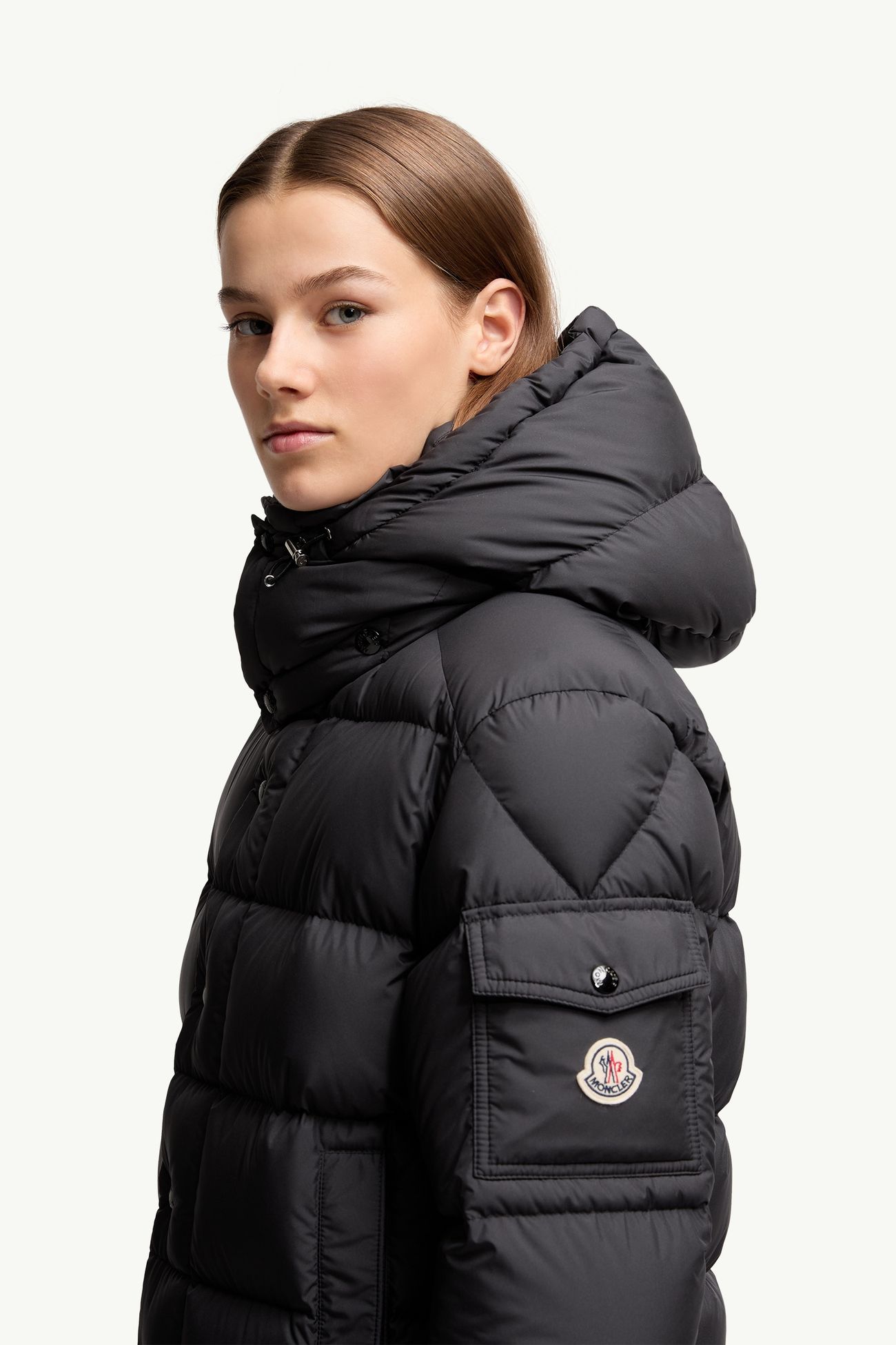 Doudoune courte à capuche Moncler Maya Femmes Noir Moncler 1