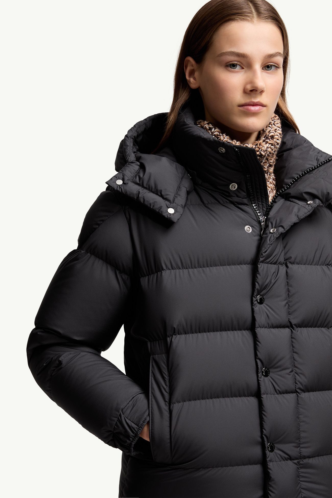 Moncler Maya kurze Daunenjacke mit Kapuze Damen Schwarz Moncler 6