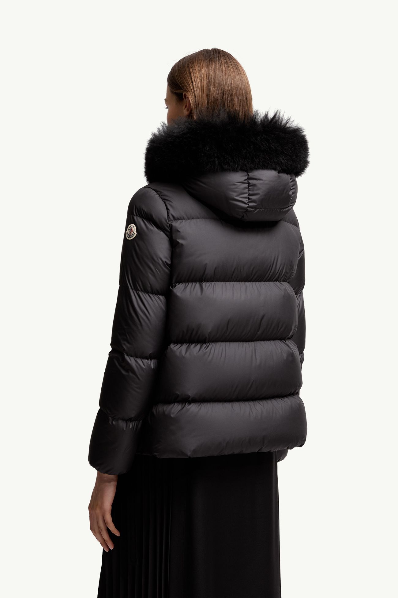 Laichefur女士饰边短款羽绒夹克外套 女士 黑色 Moncler 4