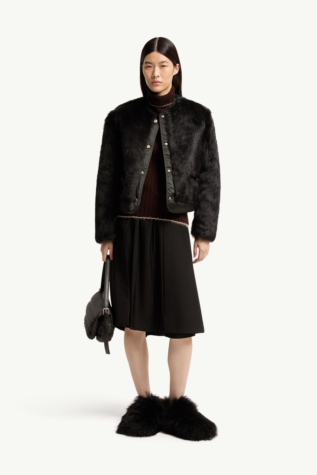 Piumino corto Majestueux in shearling Donna Nero Moncler 0