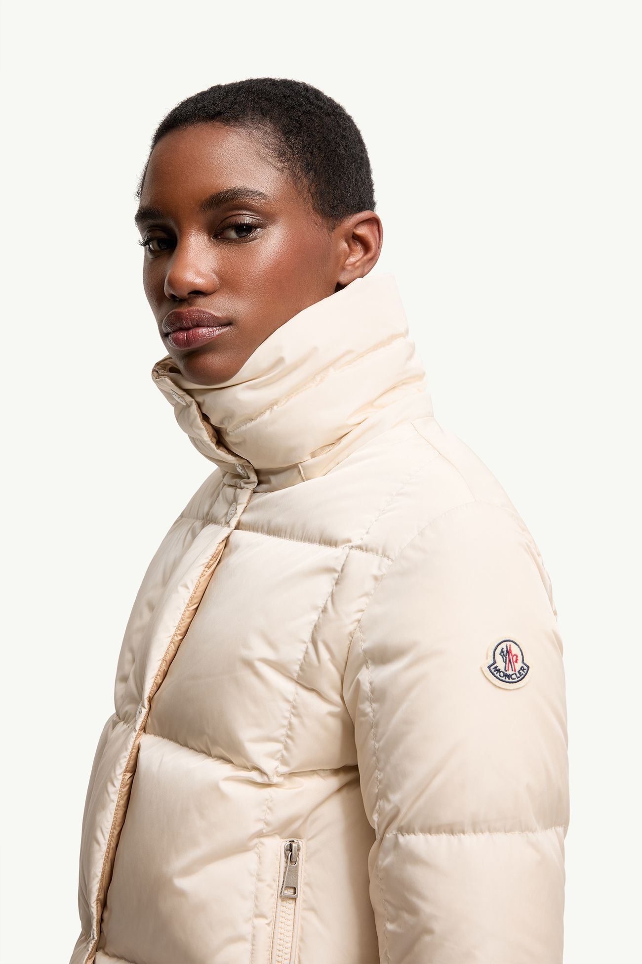 Plumífero con capucha Castelnew Mujer Blanco Marfil Moncler 1