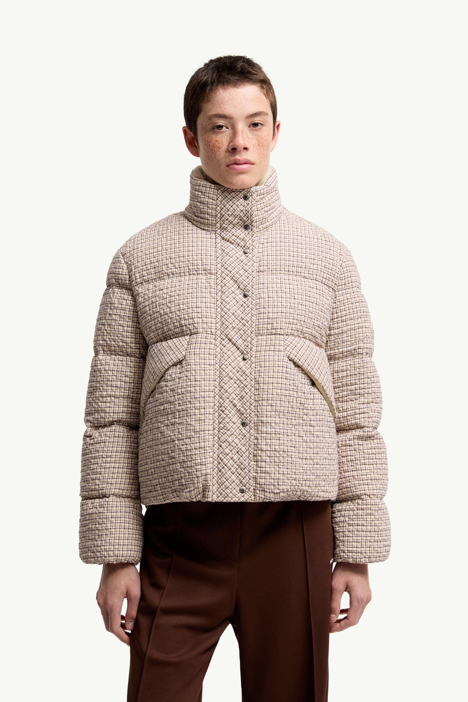 몽클레어 클로앙트 숏 다운 재킷 L20931A00203599RJF09