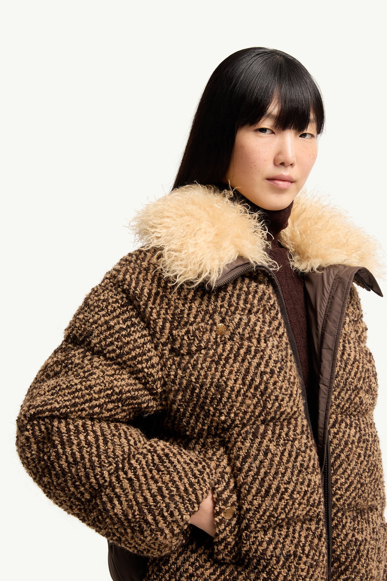 Dynamique女士短款羽绒夹克外套 女士 棕色 Moncler 5