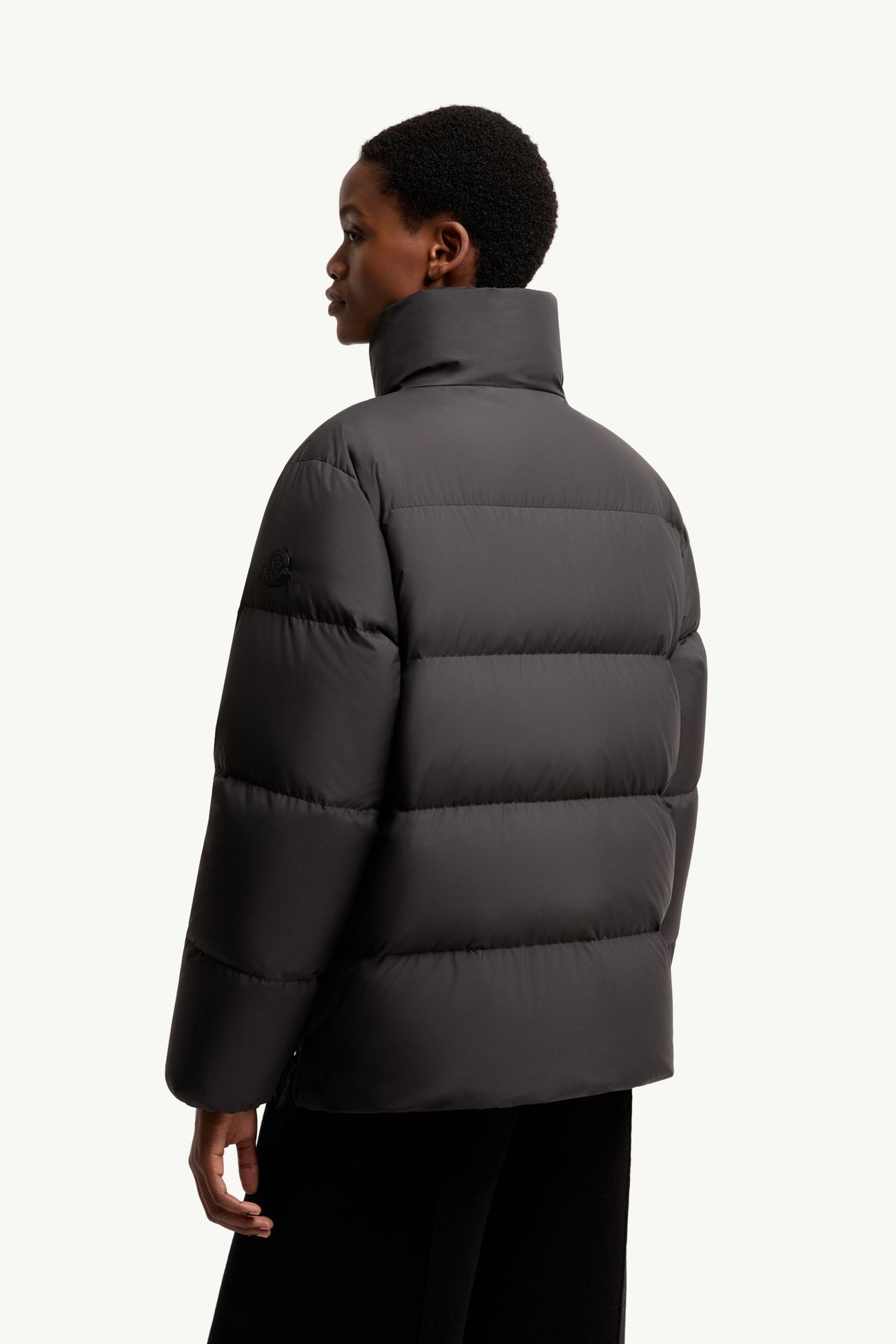 Vivantesse ショートダウンジャケット レディース ブラック Moncler 4