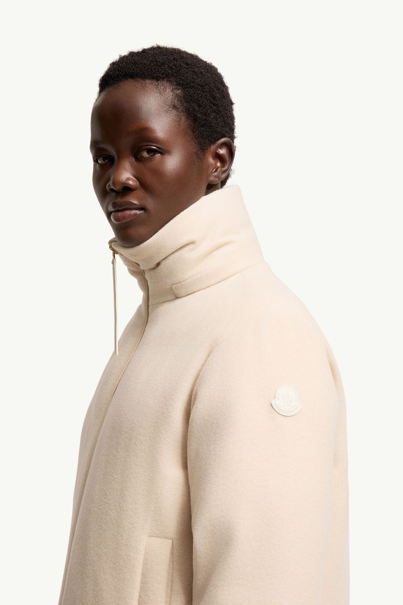 Doudoune courte à capuche en laine et cachemire Bonnaire Femmes Beige Clair Moncler 1
