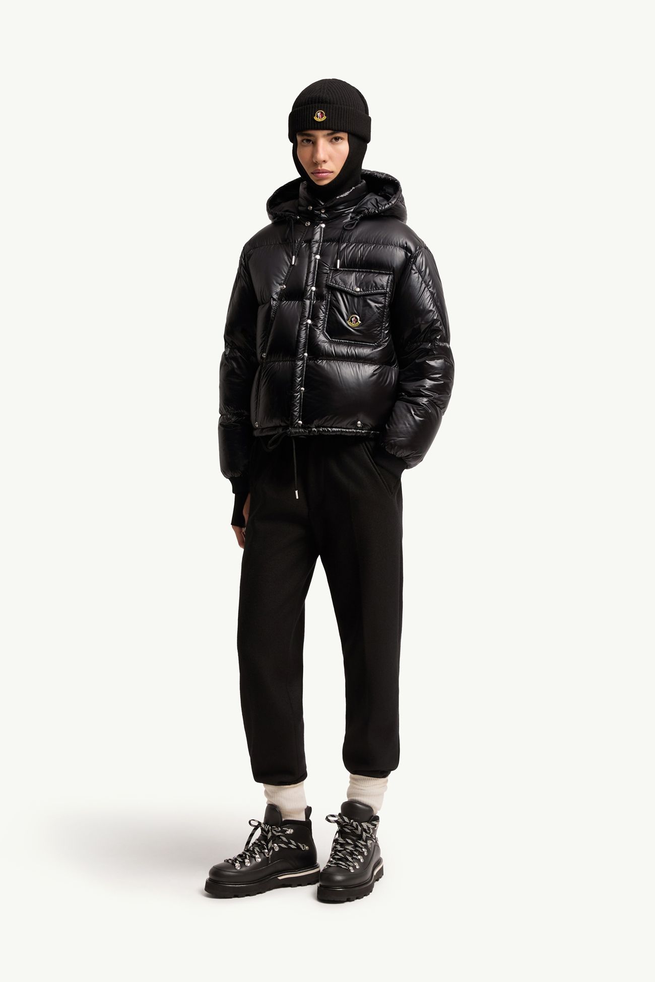 Karakorum 후드 쇼트 다운 재킷 여성 블랙 Moncler 0