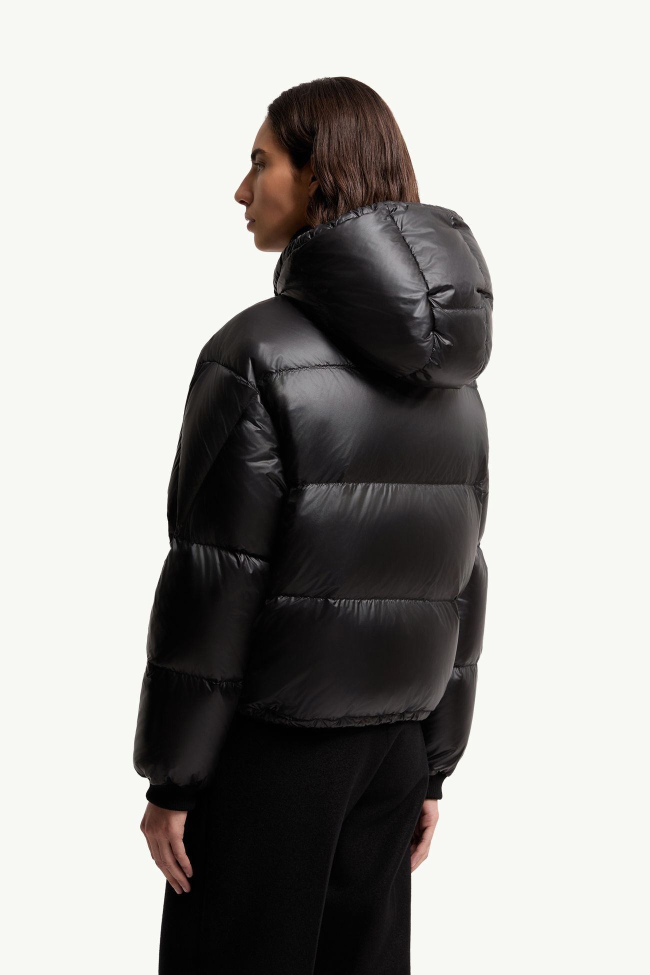 Karakorum 후드 쇼트 다운 재킷 여성 블랙 Moncler 4