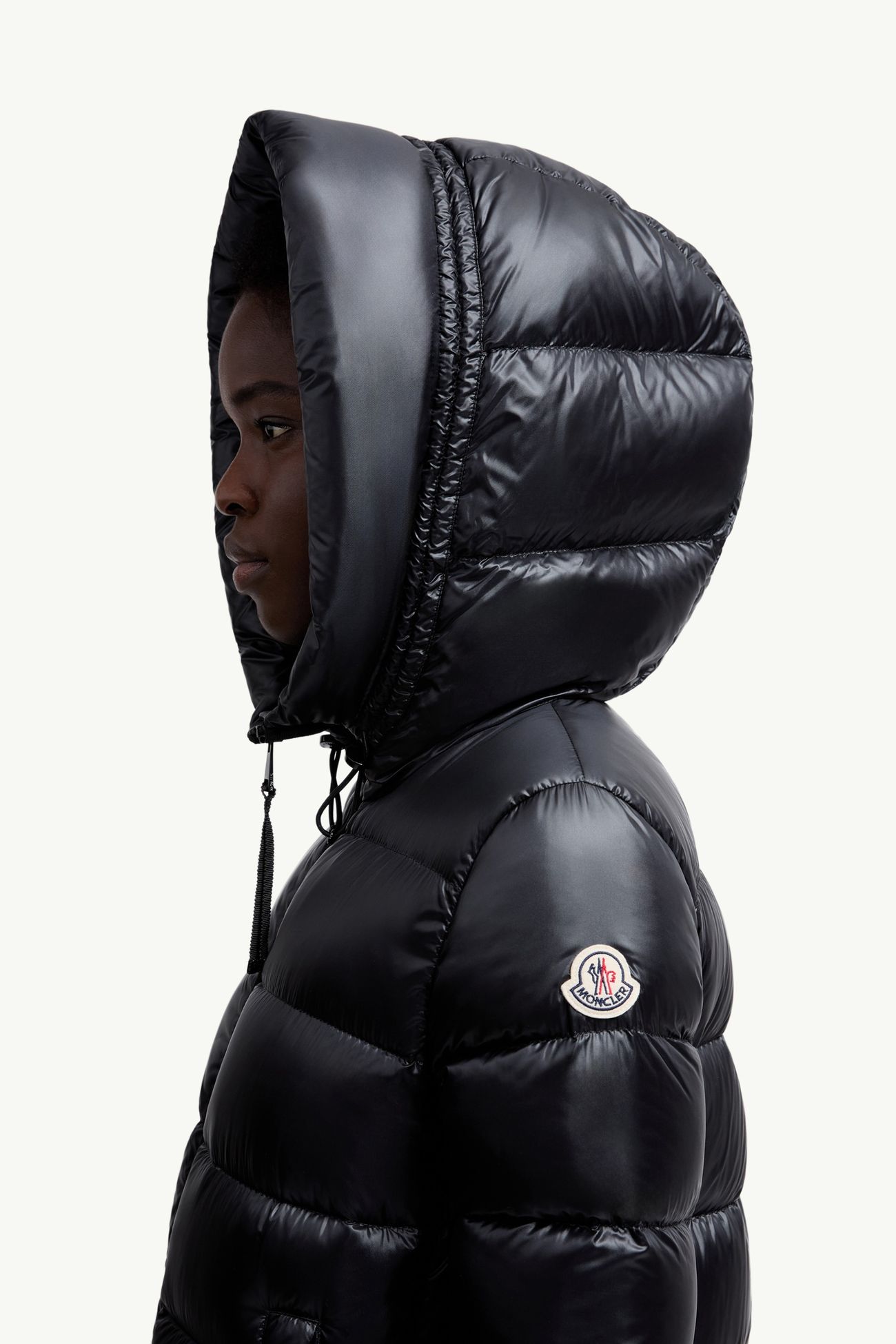 Piumino midi Suyenne con cappuccio Donna Nero Moncler 1