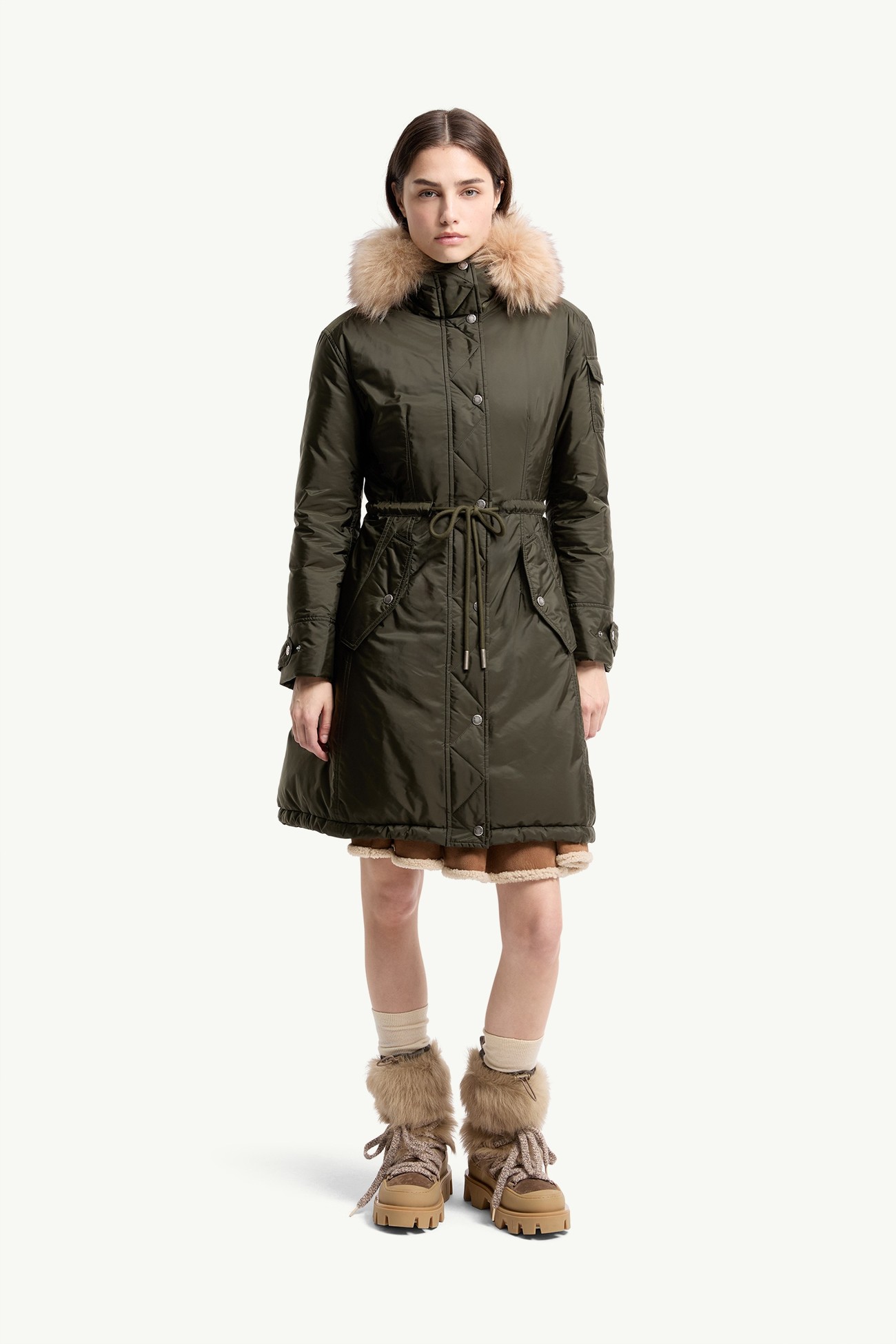 Parka plumífero larga con capucha Moustique Mujer Verde Oscuro Moncler 3